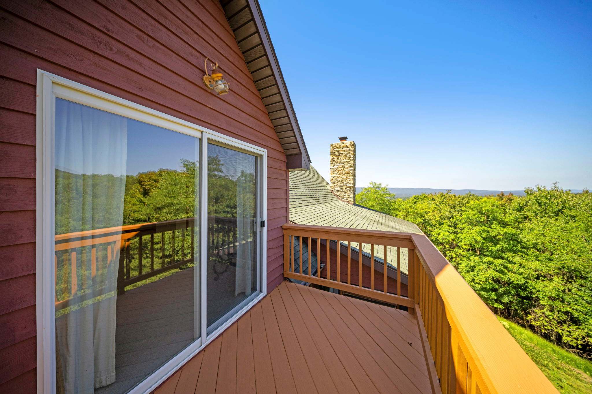 Berkeley Springs w/Hot Tub + Game Room + Fire Pit