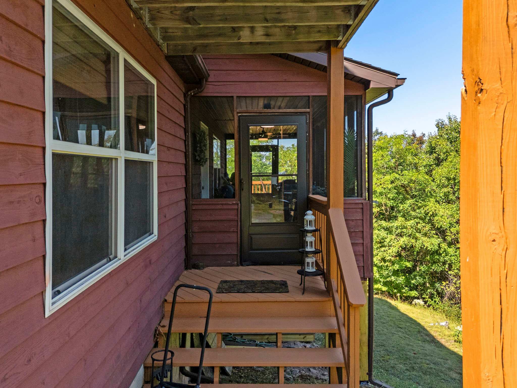 Berkeley Springs w/Hot Tub + Game Room + Fire Pit