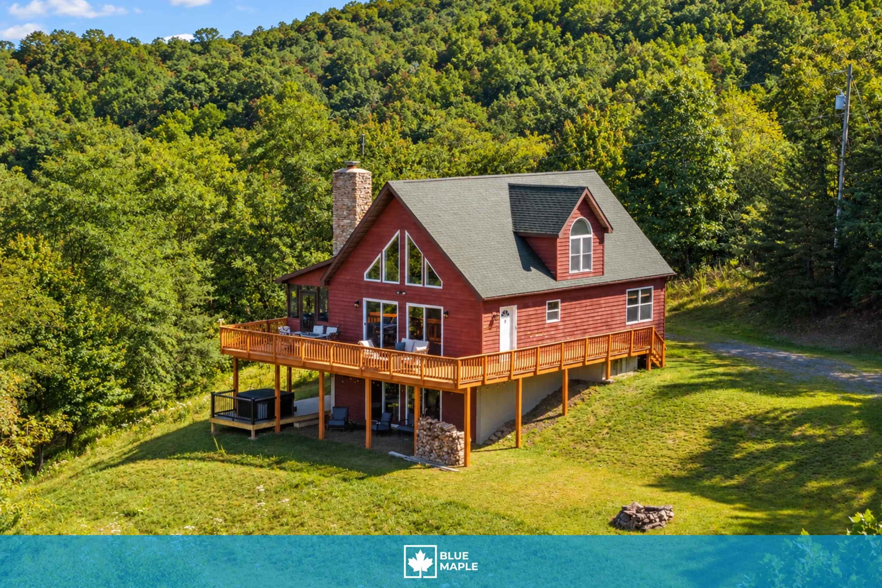 Berkeley Springs w/Hot Tub + Game Room + Fire Pit