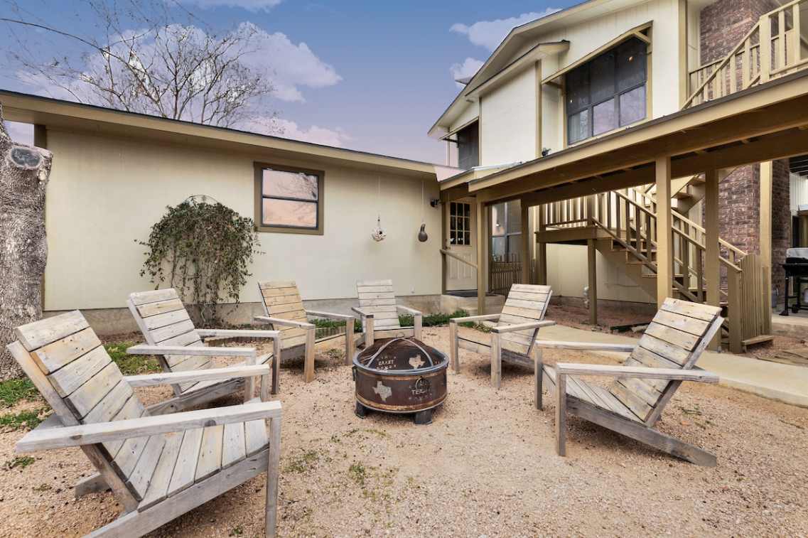 Driftwood Place | Photo 36
