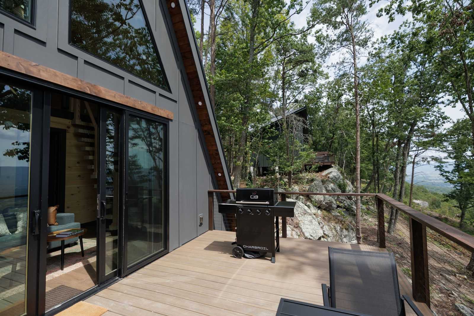 The Foster - Luxury Treehouse 
