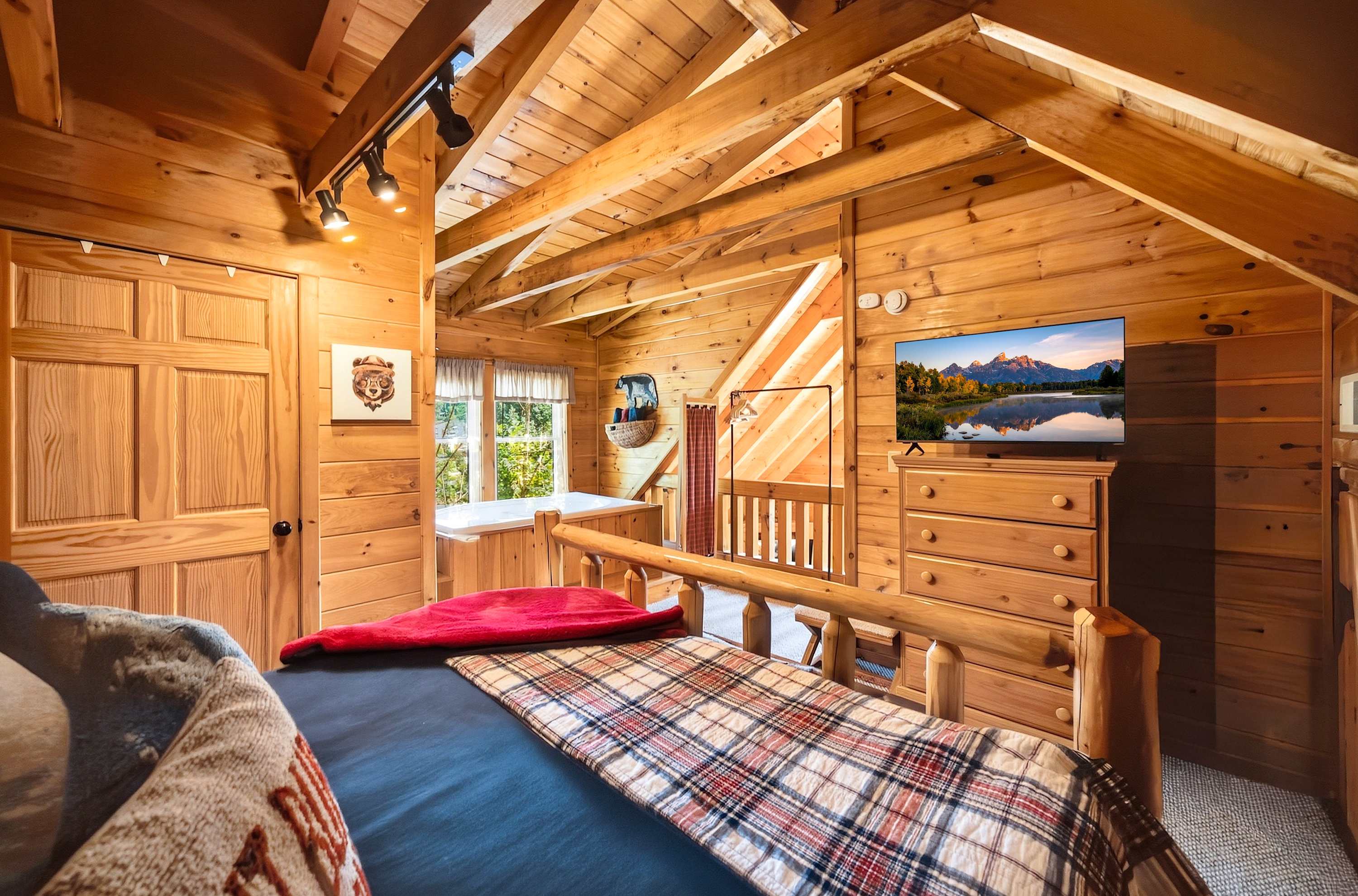 Best Location - Cozy Log Cabin - Hot Tub & Pool