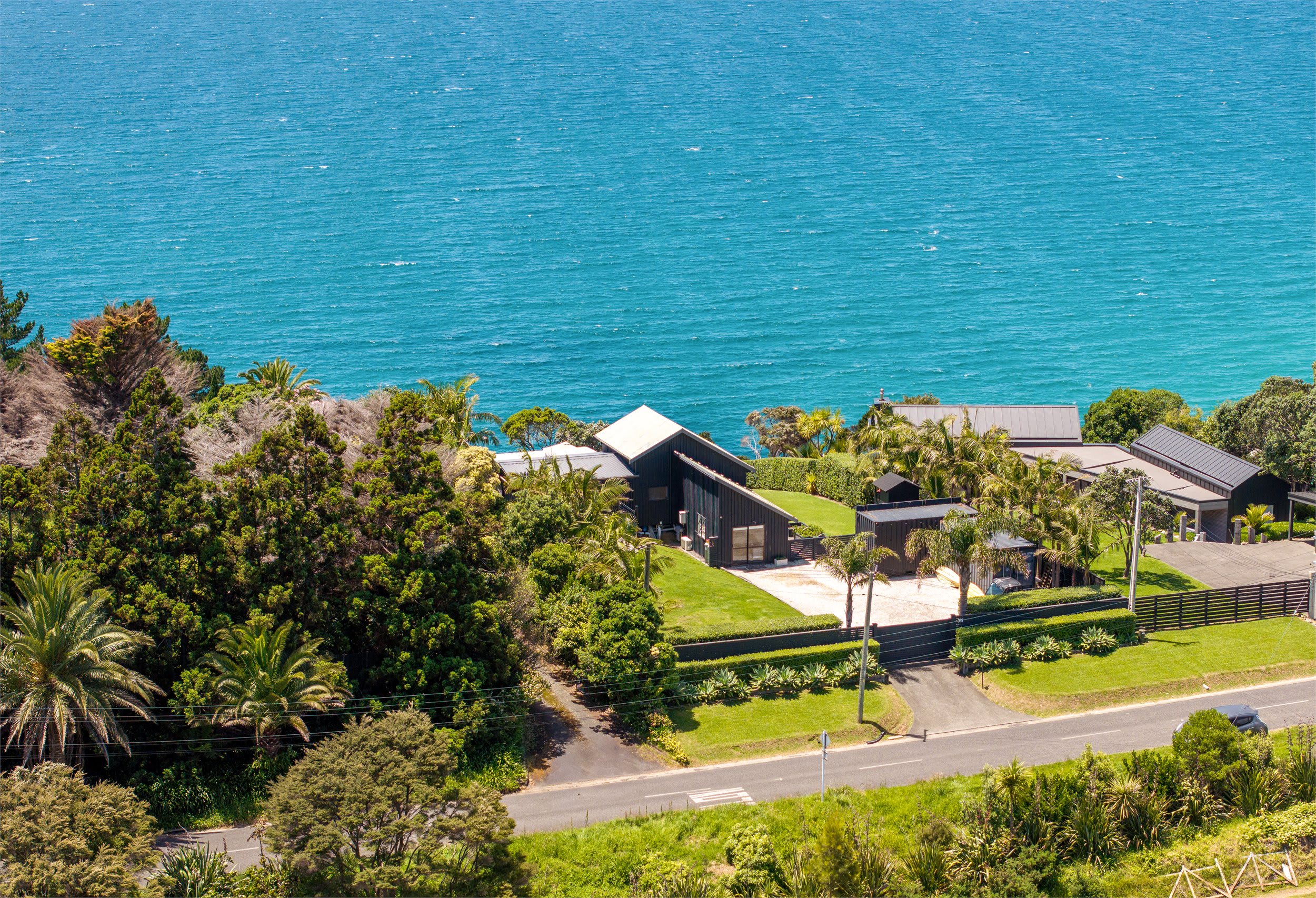 Sea Views & Space to Play — Waiheke Island, Auckland — vacation rental