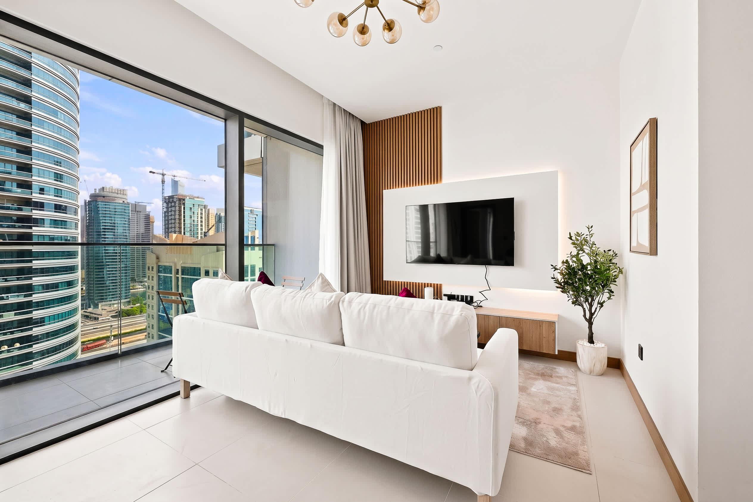 Vida Residences 1BR — photo 18 of 31