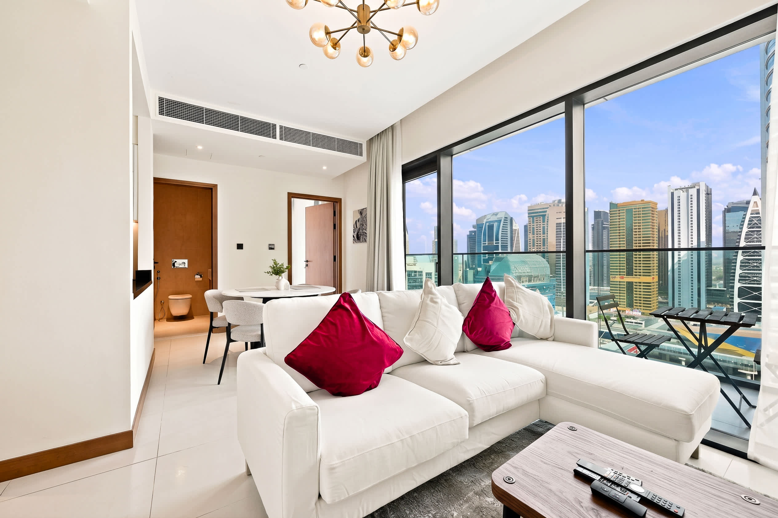 Vida Residences 1BR — photo 20 of 31