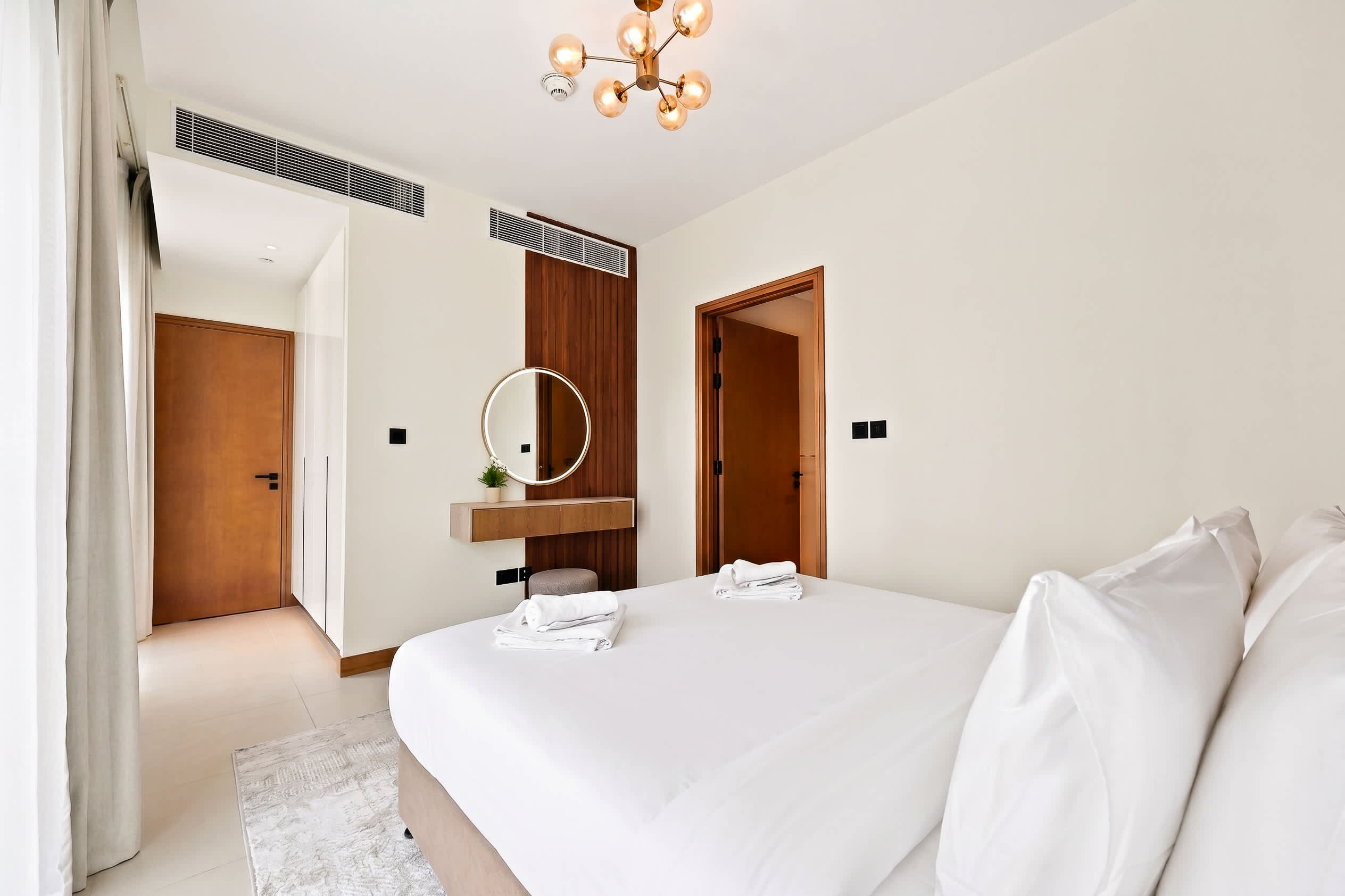Vida Residences 1BR — photo 22 of 31