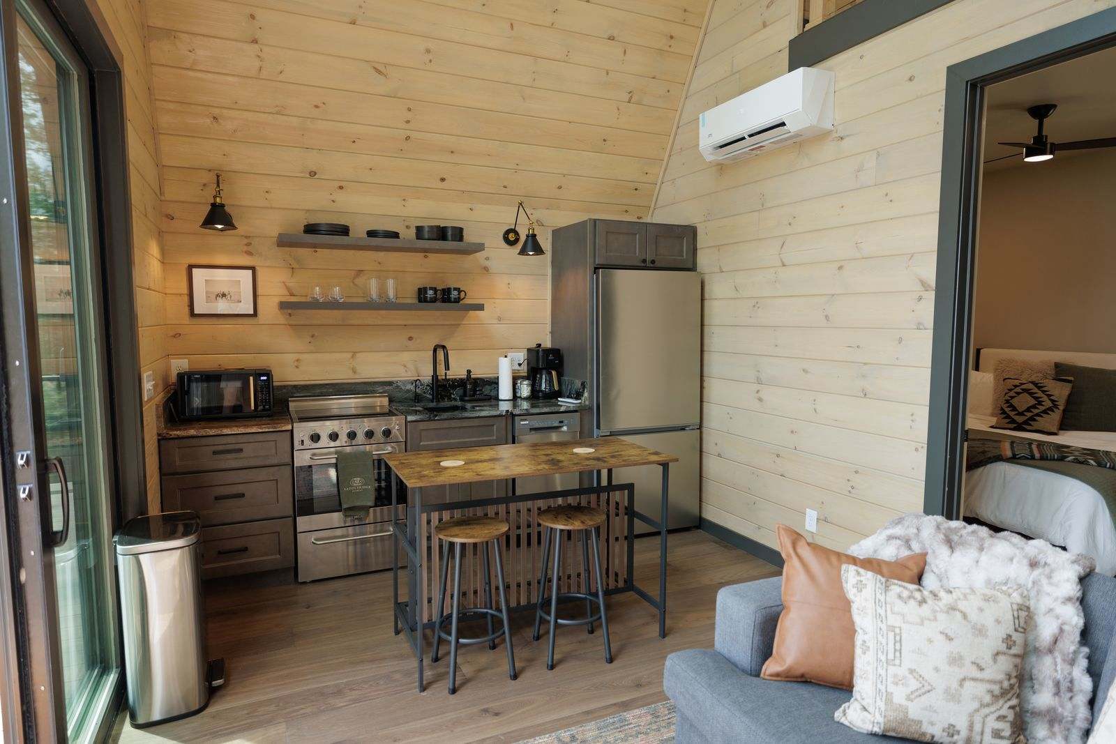 The Sutter - Luxury Treehouse
