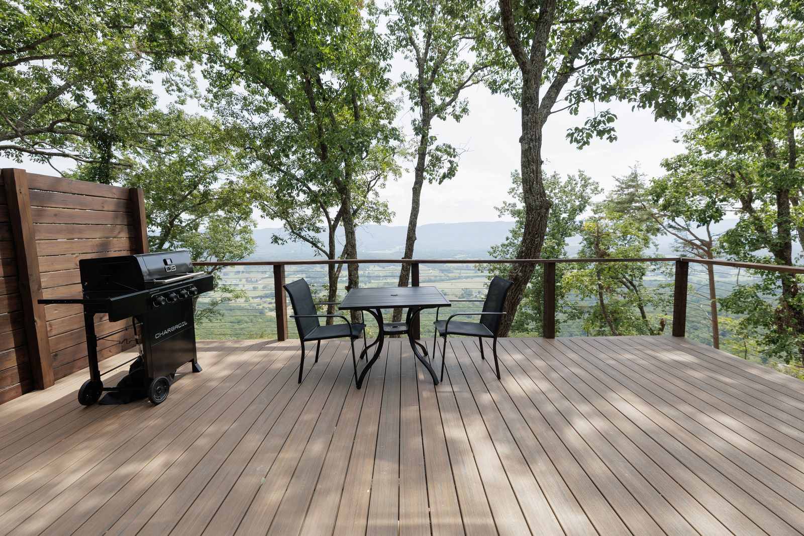 The Sutter - Luxury Treehouse