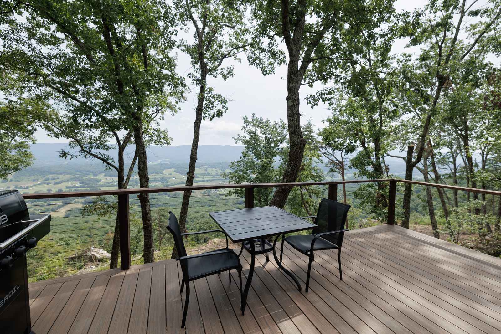 The Sutter - Luxury Treehouse