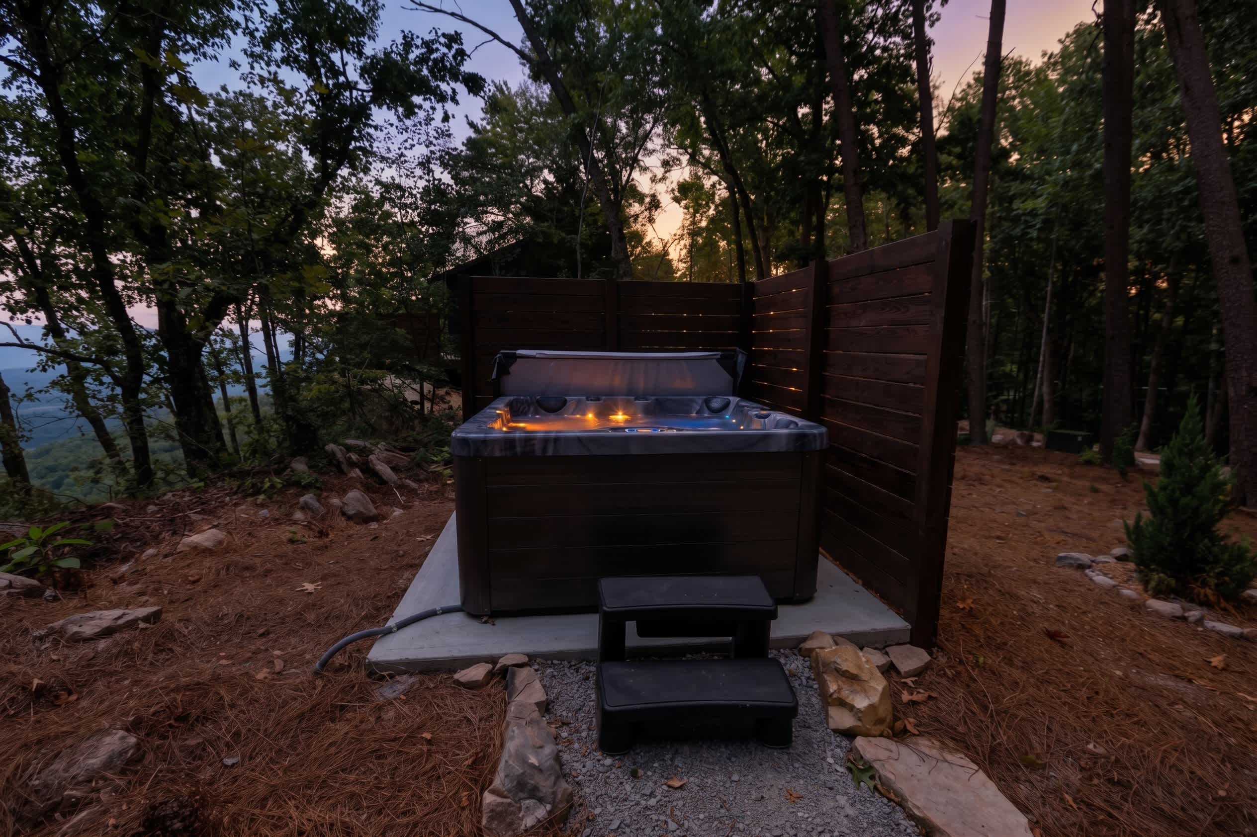 The Sutter - Luxury Treehouse
