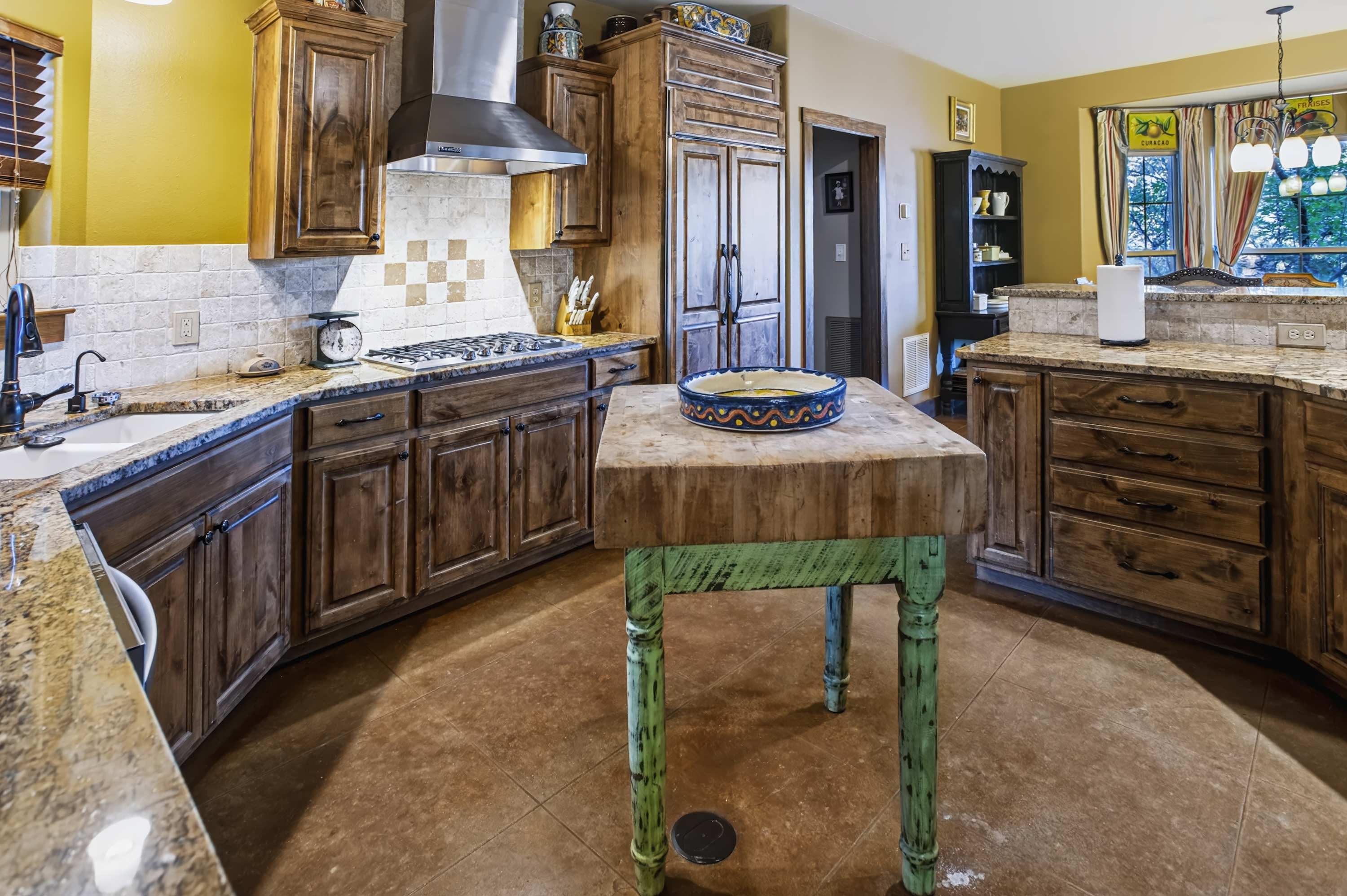 The open kitchen is well equipped for an unforgettable getaway​