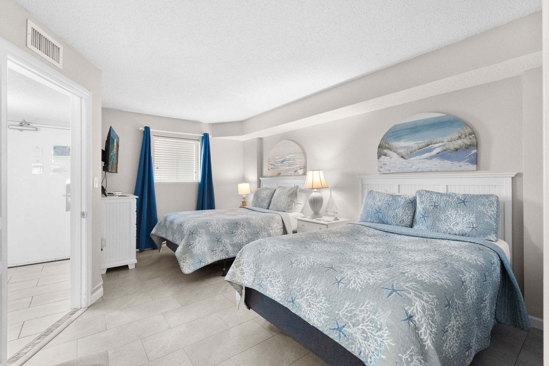 Baywatch 405 Oceanfront | Photo 28