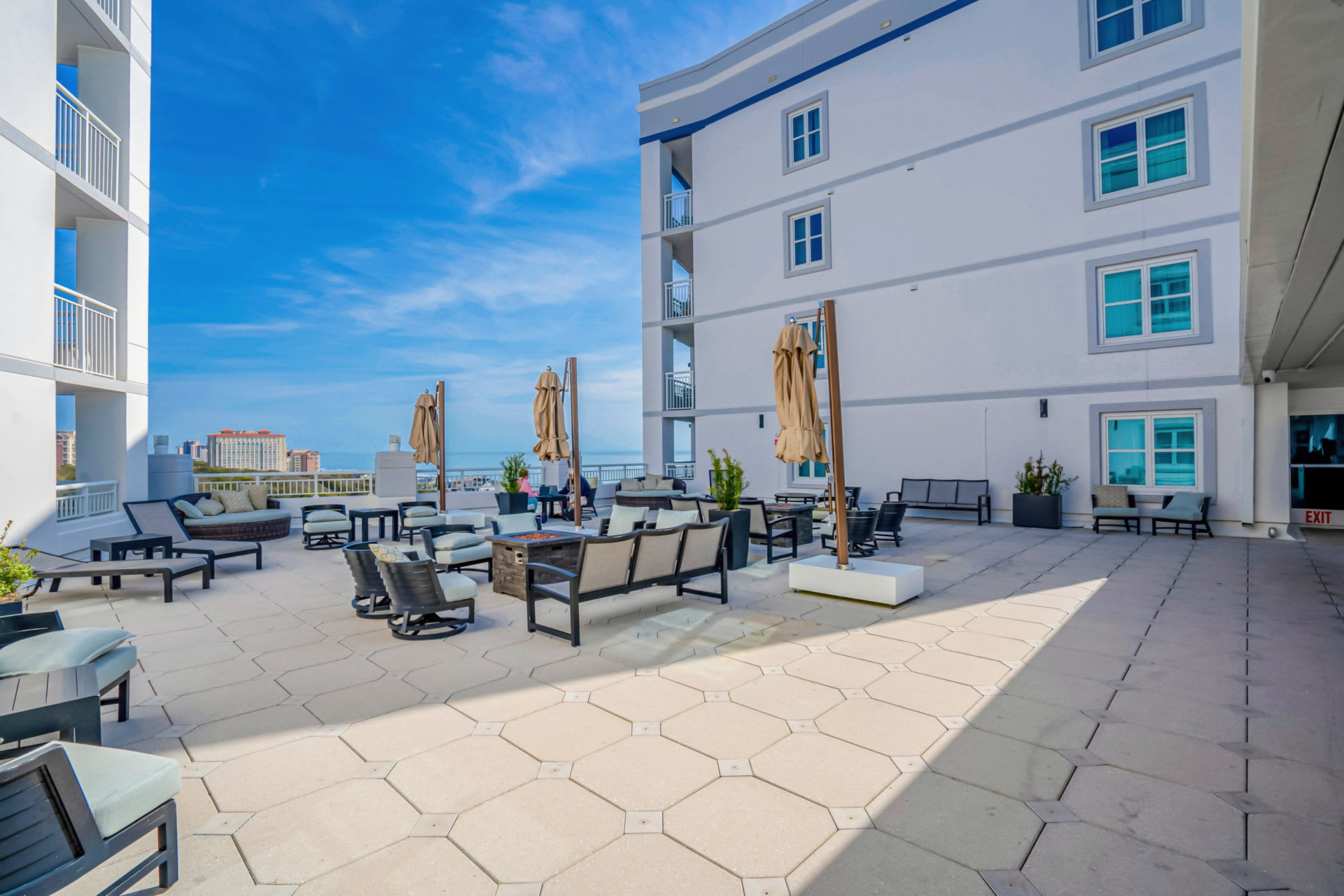 Horizon at 77th 702 Ocean View | Photo 7