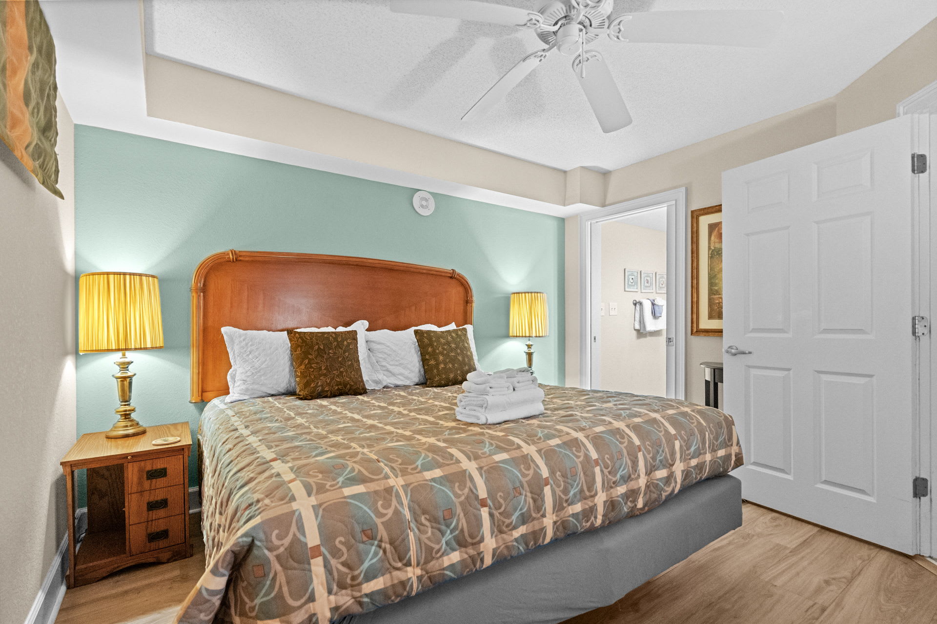 Horizon at 77th 702 Ocean View | Photo 26