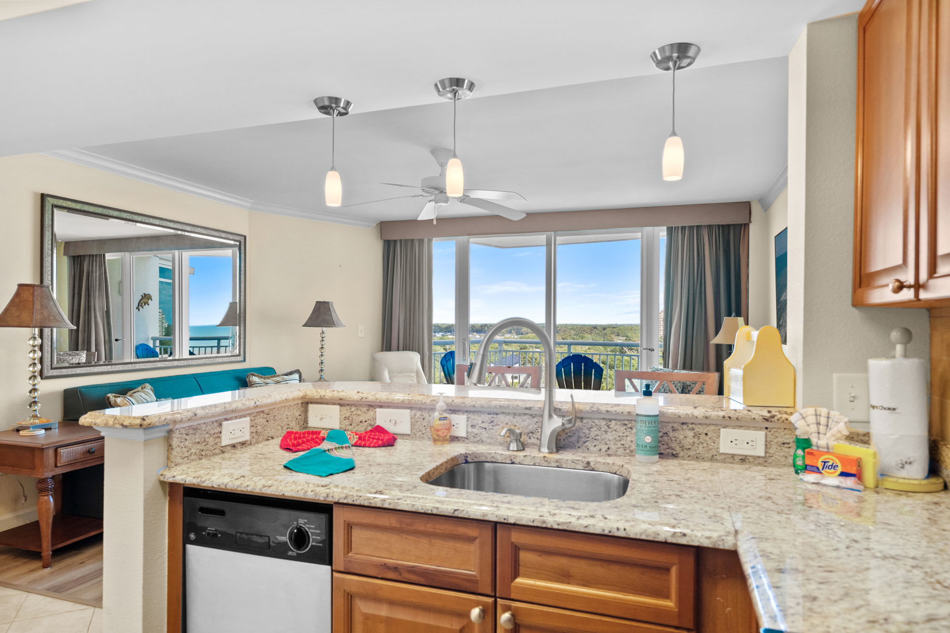 Horizon at 77th 702 Ocean View | Photo 20