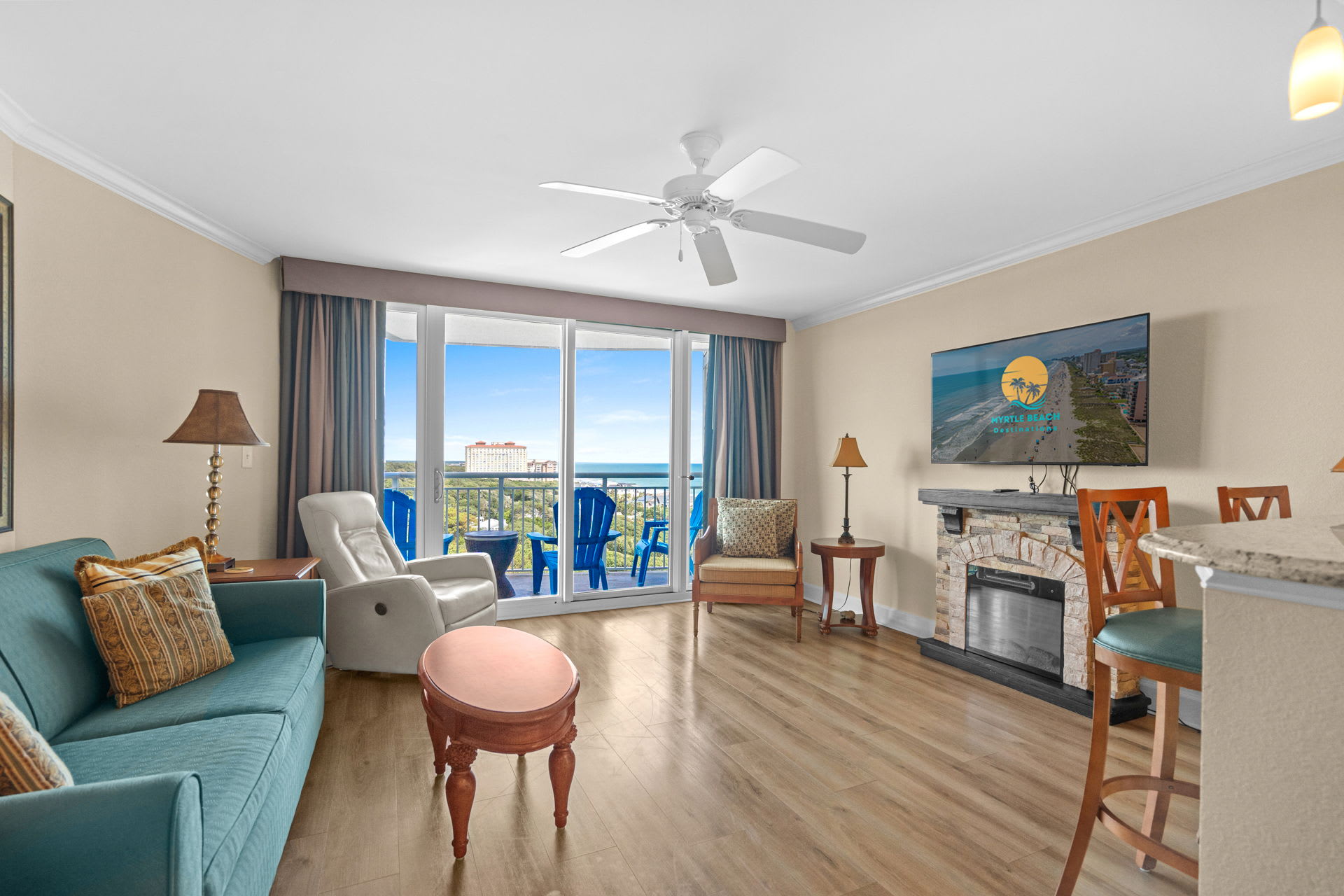 Horizon at 77th 702 Ocean View | Photo 3