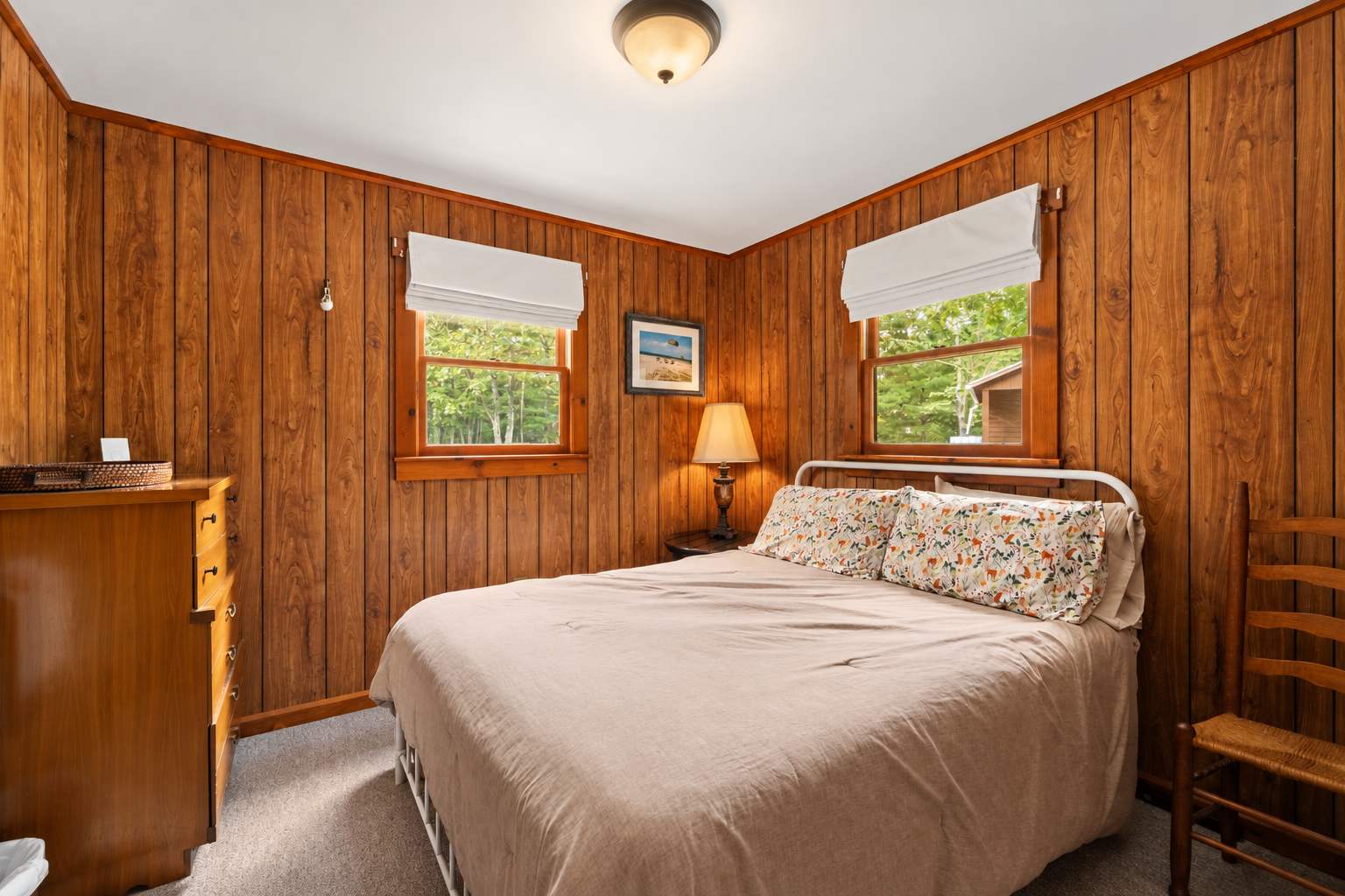 26 Private Acres + Panoramic Mountain Views + WiFi
