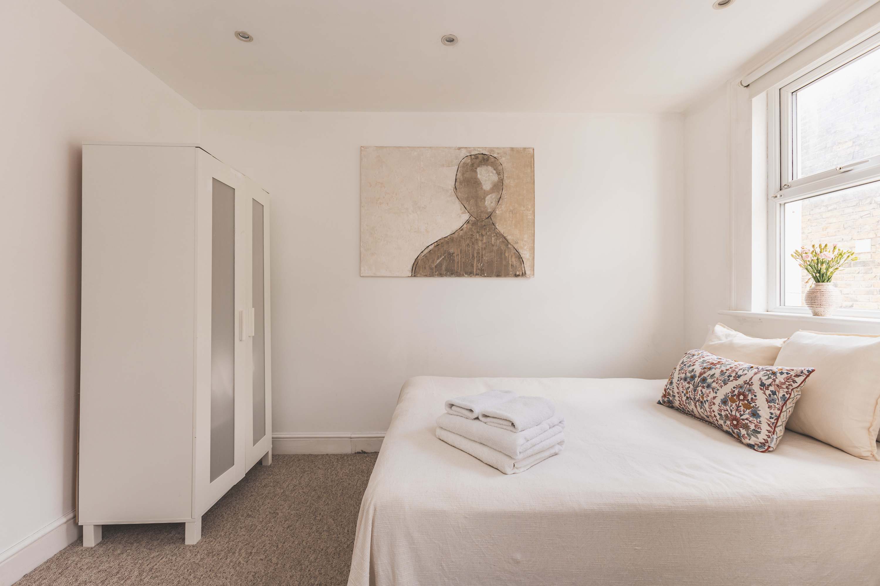 Stylish 3BED flat, great location in Holland Road 100 NW10 5AY - Property image 18 - VivreStays