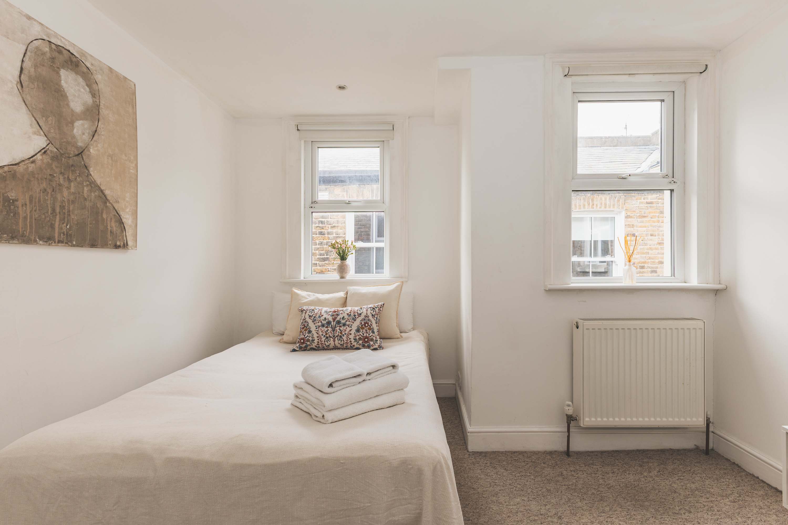 Stylish 3BED flat, great location in Holland Road 100 NW10 5AY - Property image 22 - VivreStays