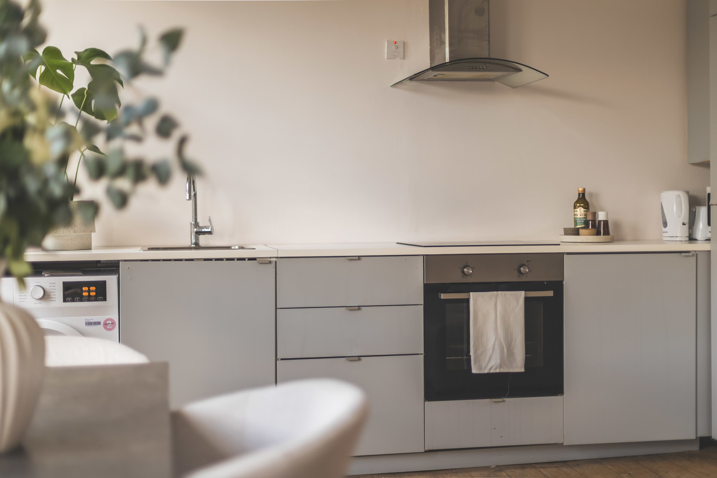 Stylish 3BED flat, great location in Holland Road 100 NW10 5AY - Property image 36 - VivreStays