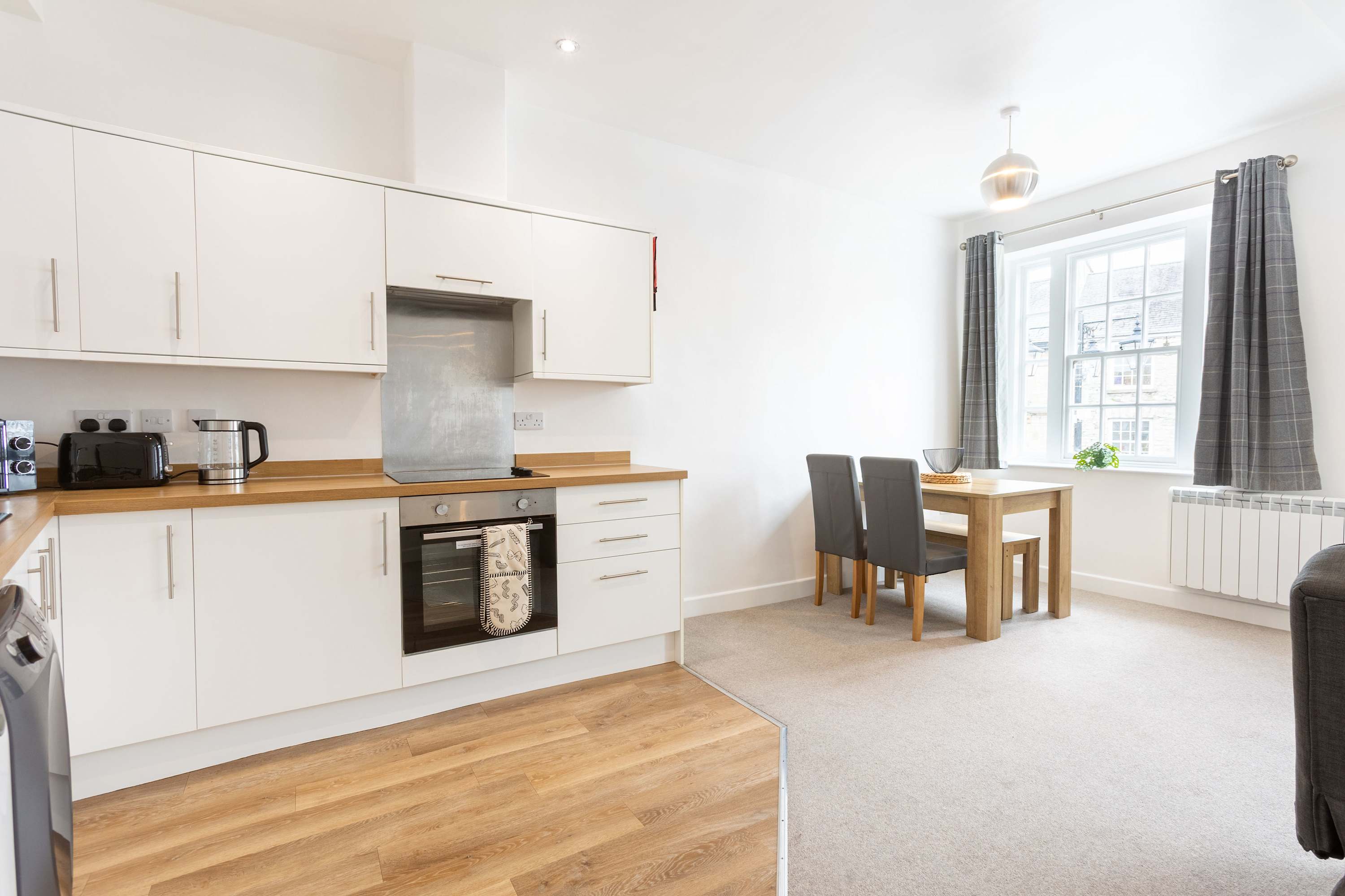 Charming Kendal Flat With Town Centre Location in Market Place 29 LA9 4TP - Property image 20 - VivreStays
