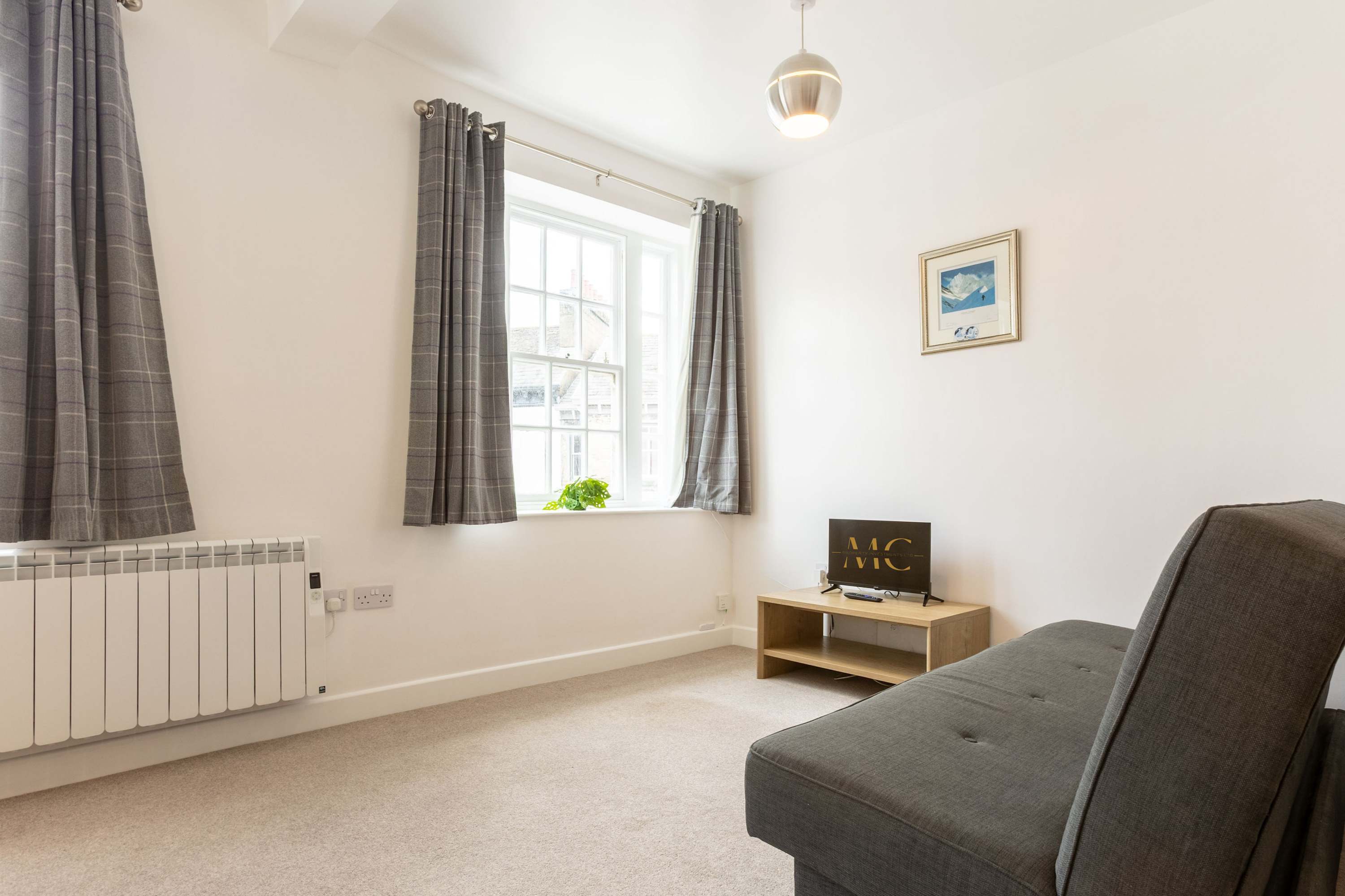 Charming Kendal Flat With Town Centre Location in Market Place 29 LA9 4TP - Property image 23 - VivreStays