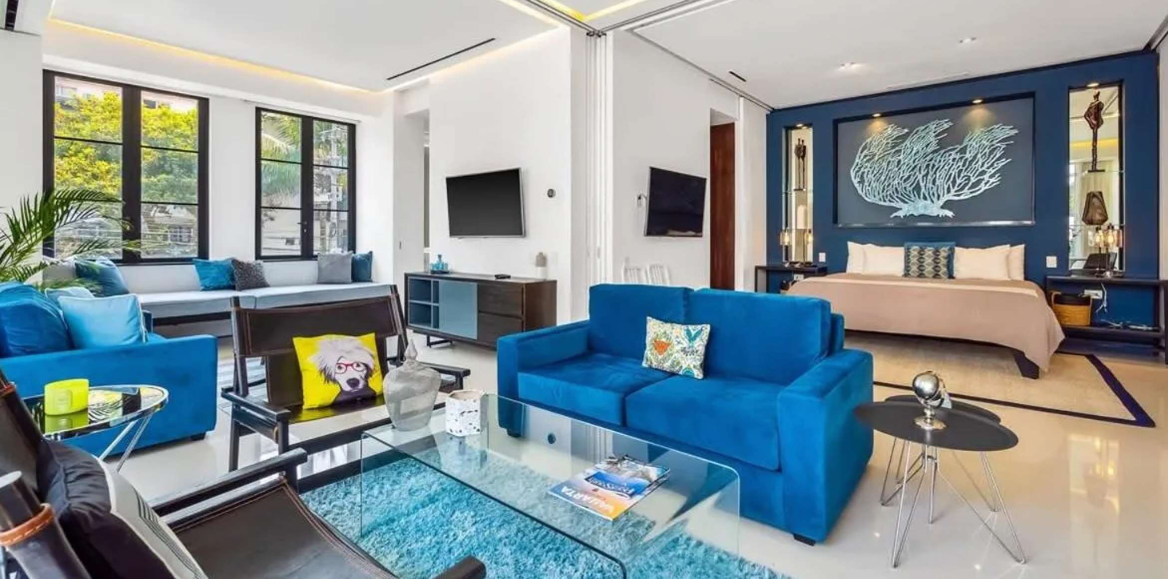 Pier 57 - Luxurious Condo in Zona Romantica