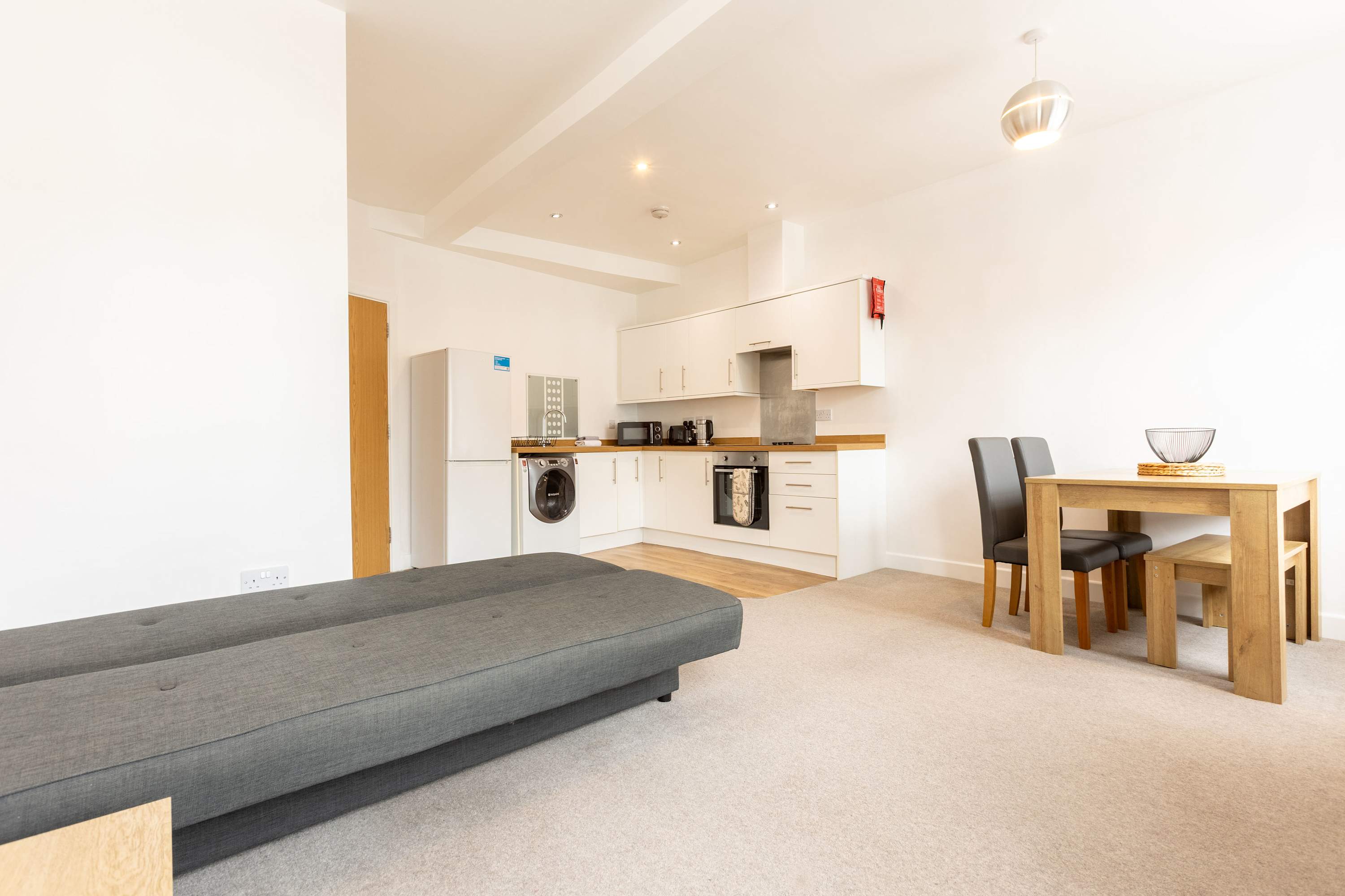 Charming Kendal Flat With Town Centre Location in Market Place 29 LA9 4TP - Property image 25 - VivreStays