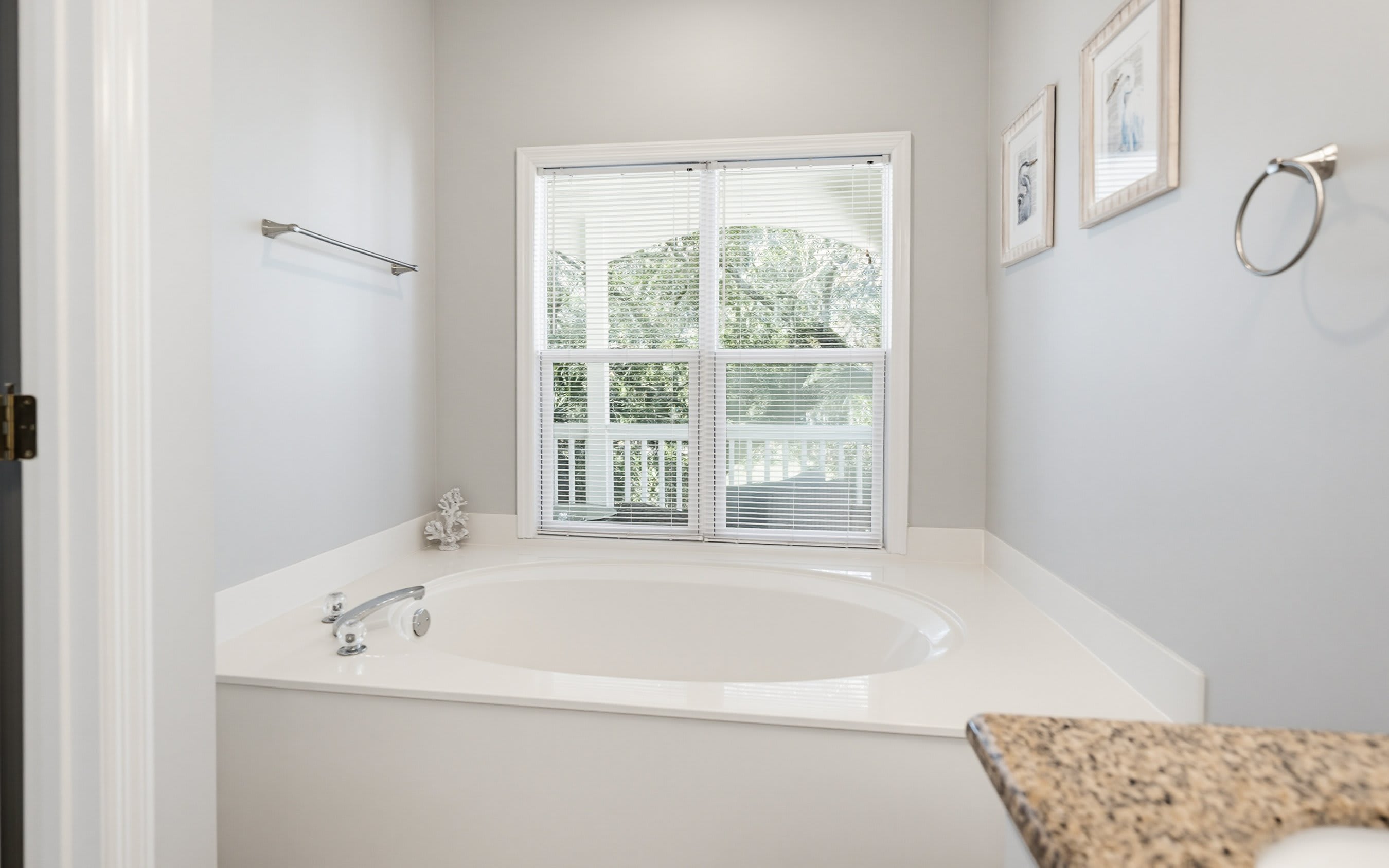 Primary En Suite Bathroom with Shower and Separate Tub