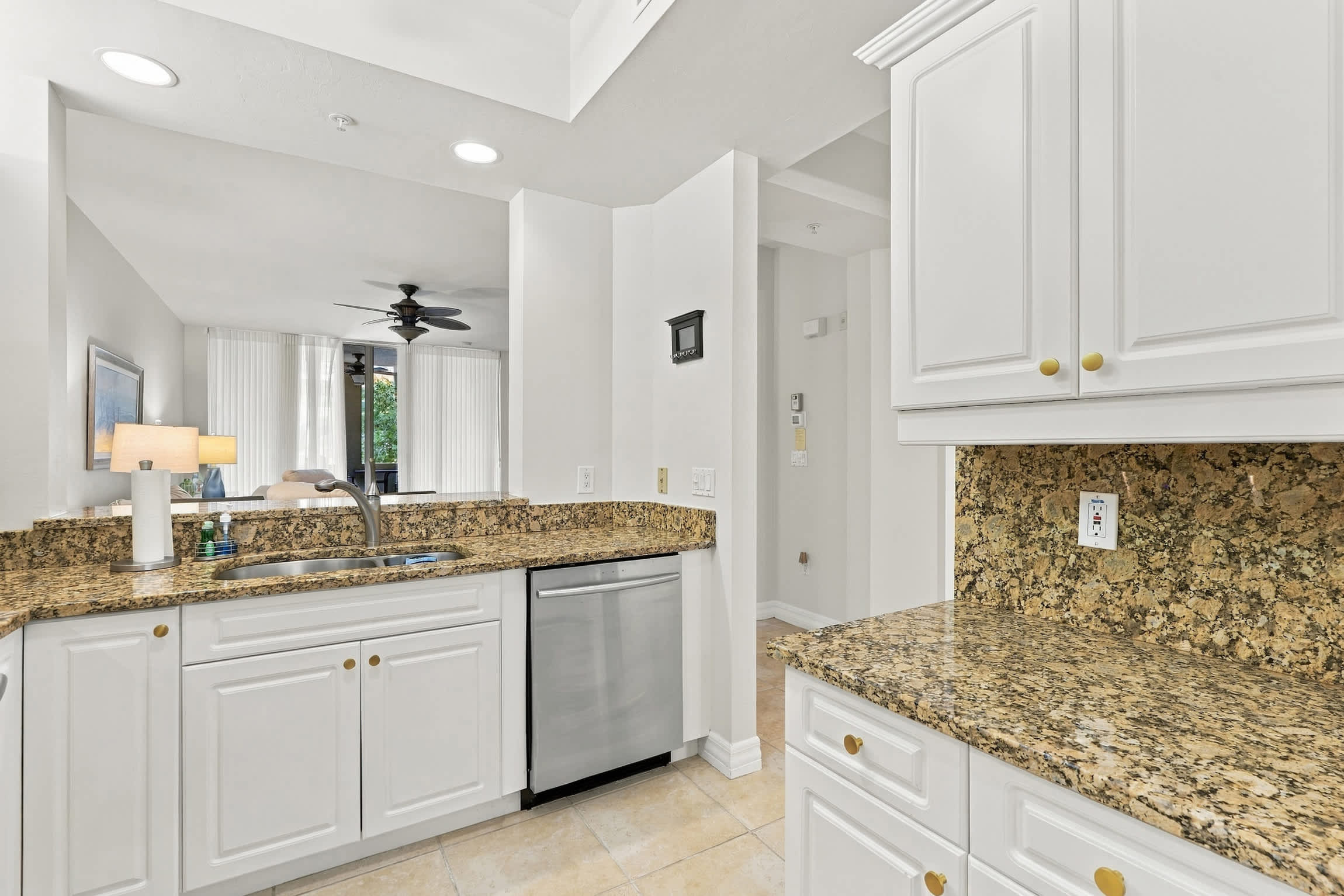 Bayfront Naples Downtown Waterfront Living with Rooftop Pool Restaurants | Photo 8