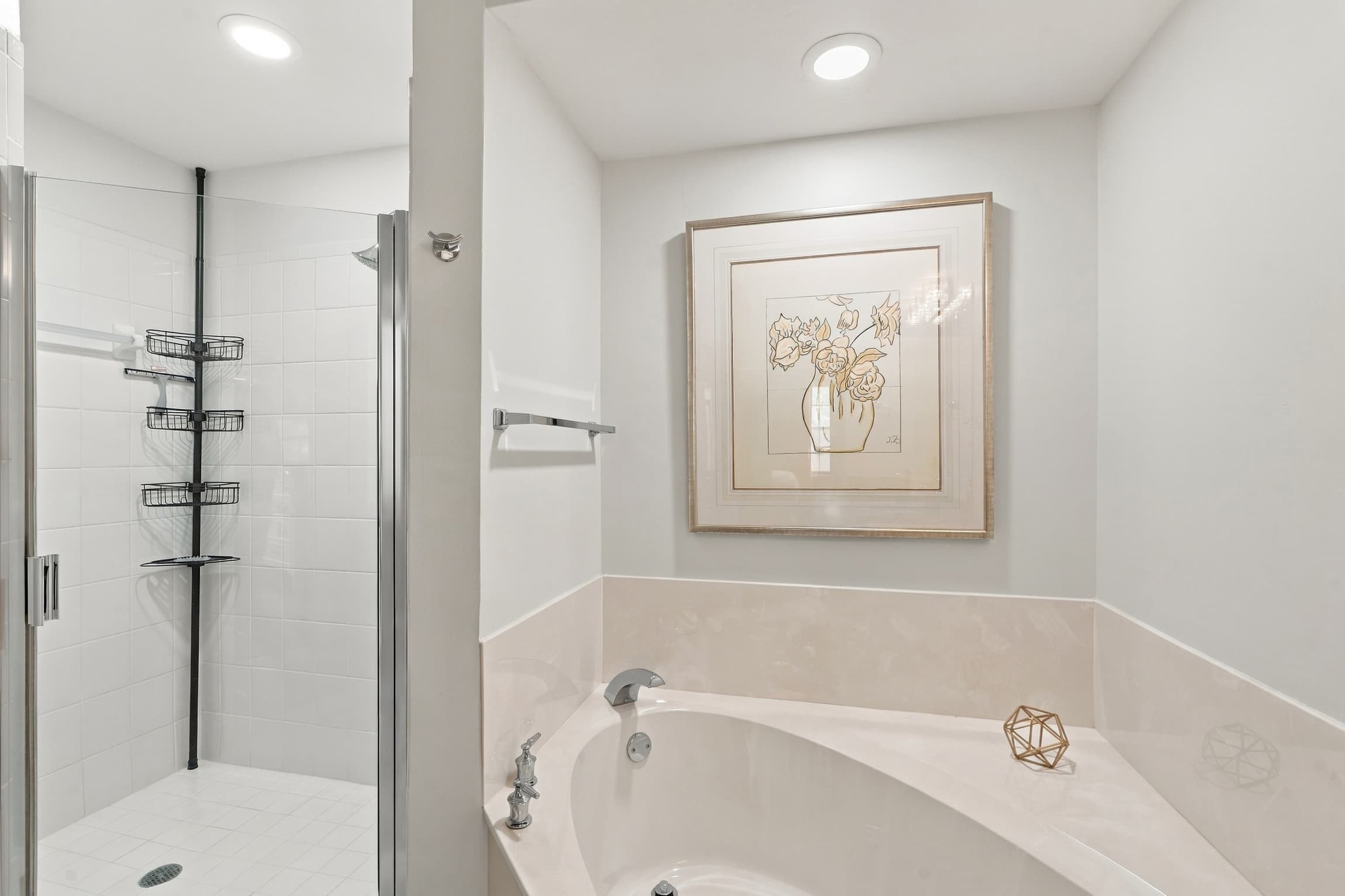 Bayfront Naples Downtown Waterfront Living with Rooftop Pool Restaurants | Photo 19