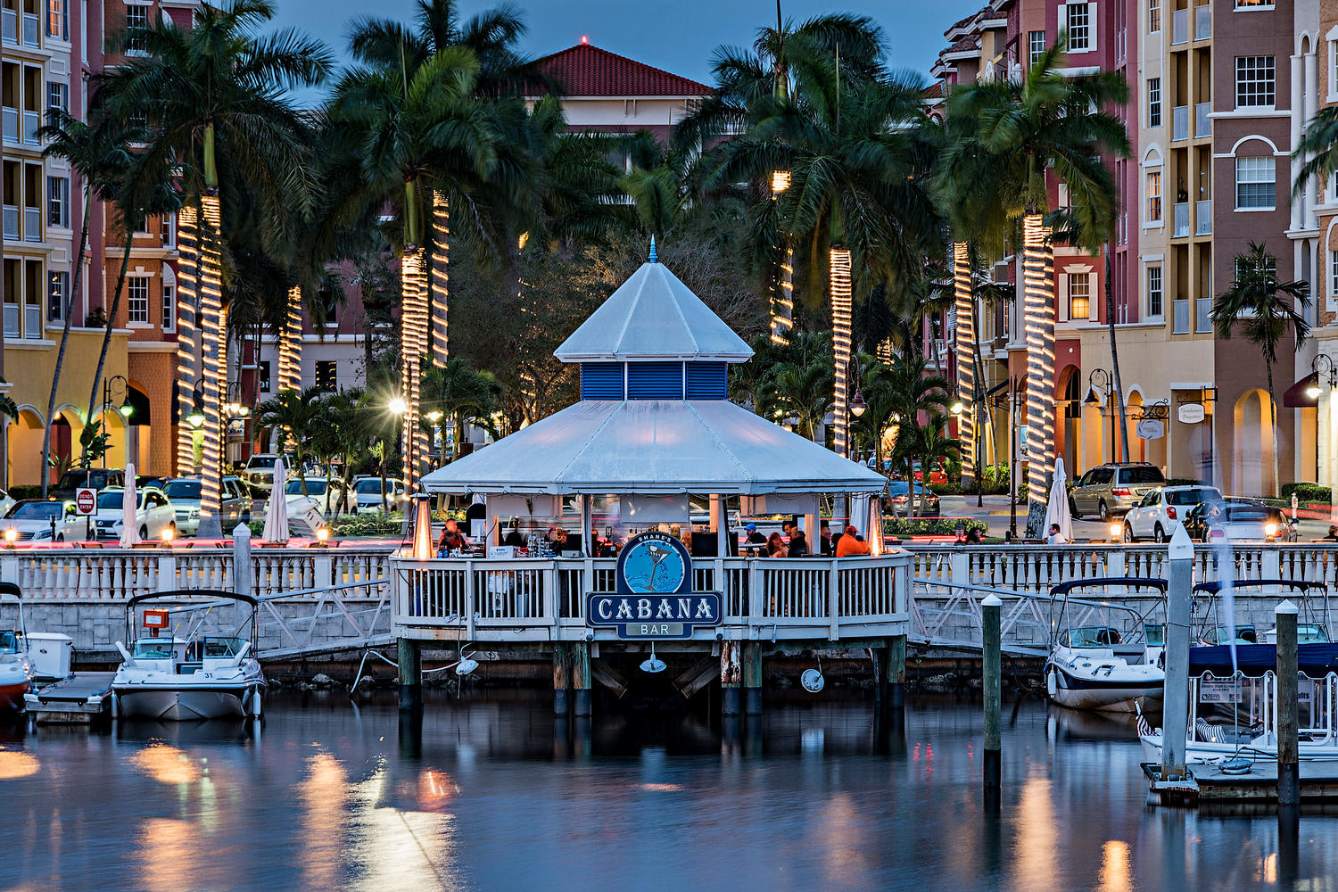 Bayfront Naples Downtown Waterfront Living with Rooftop Pool Restaurants | Photo 6