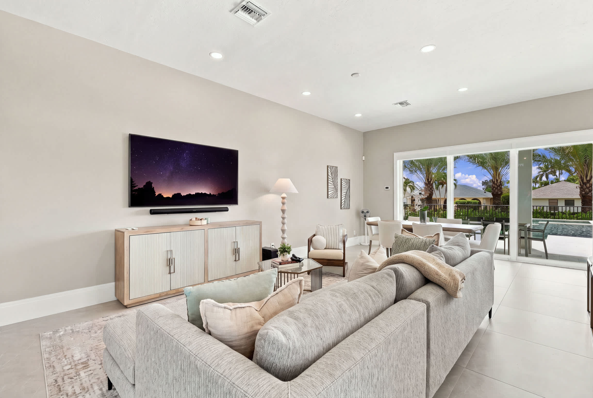 Luxury Home Close to Beach Saltwater Pool Spa | Photo 11