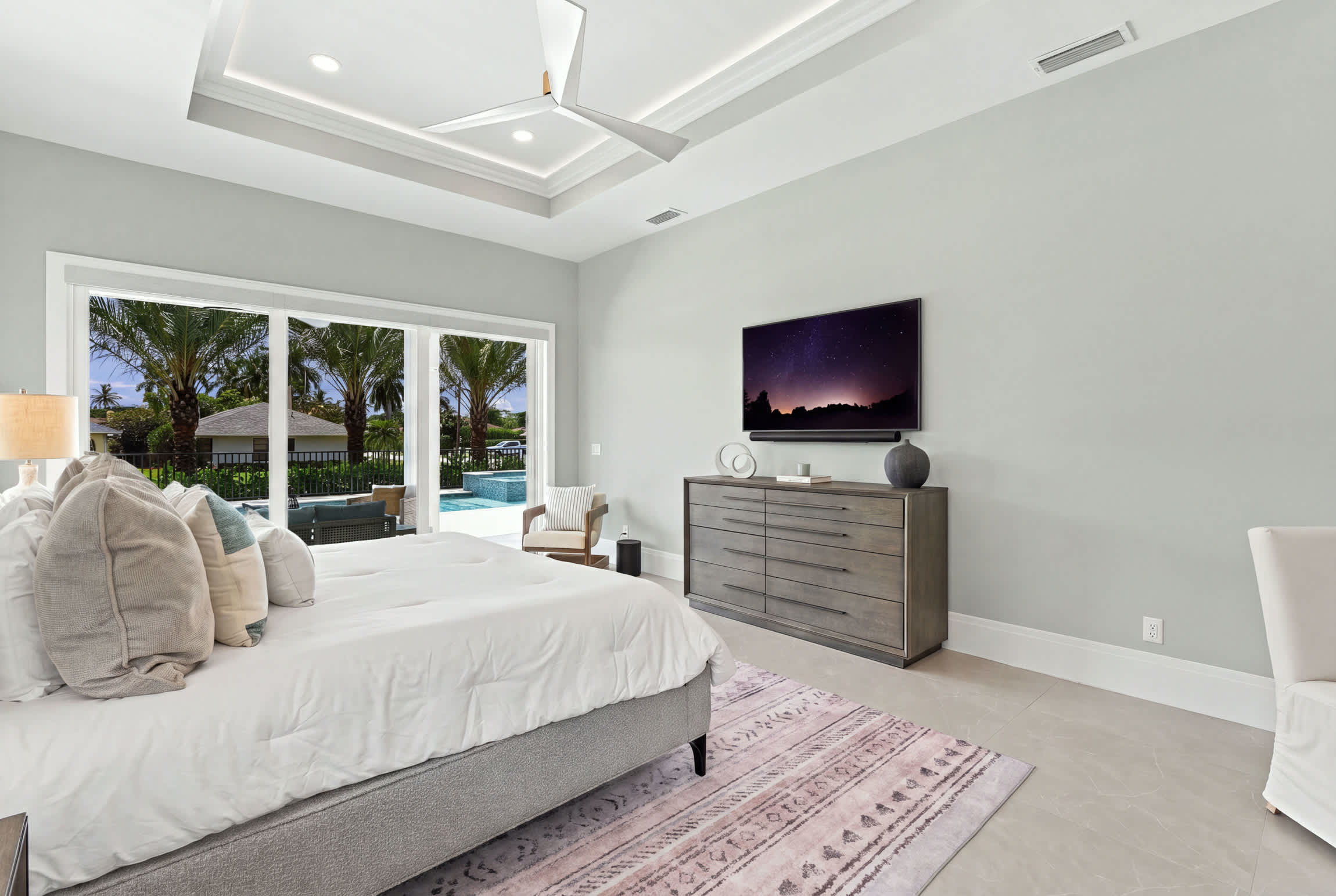 Luxury Home Close to Beach Saltwater Pool Spa | Photo 16