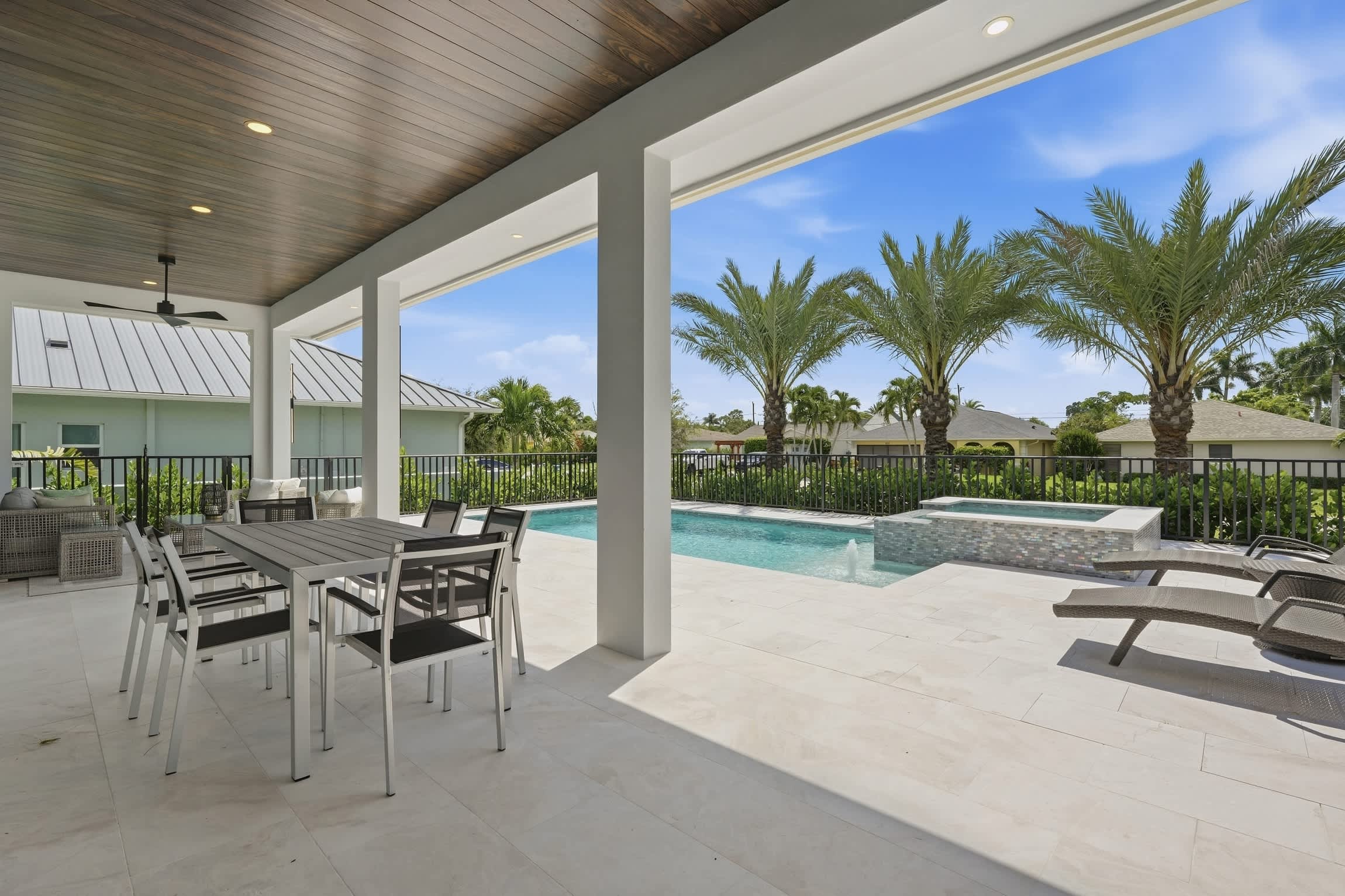 Luxury Home Close to Beach Saltwater Pool Spa | Photo 35