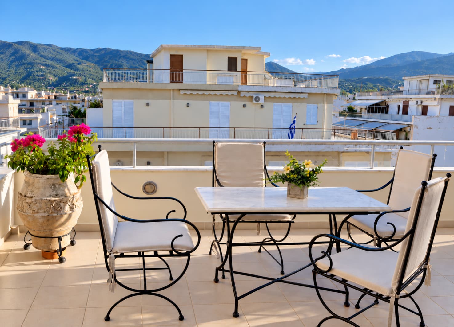 Nini's Maison - Terrace Living Above Kalamata City — Kalamata, Peloponnese — vacation rental