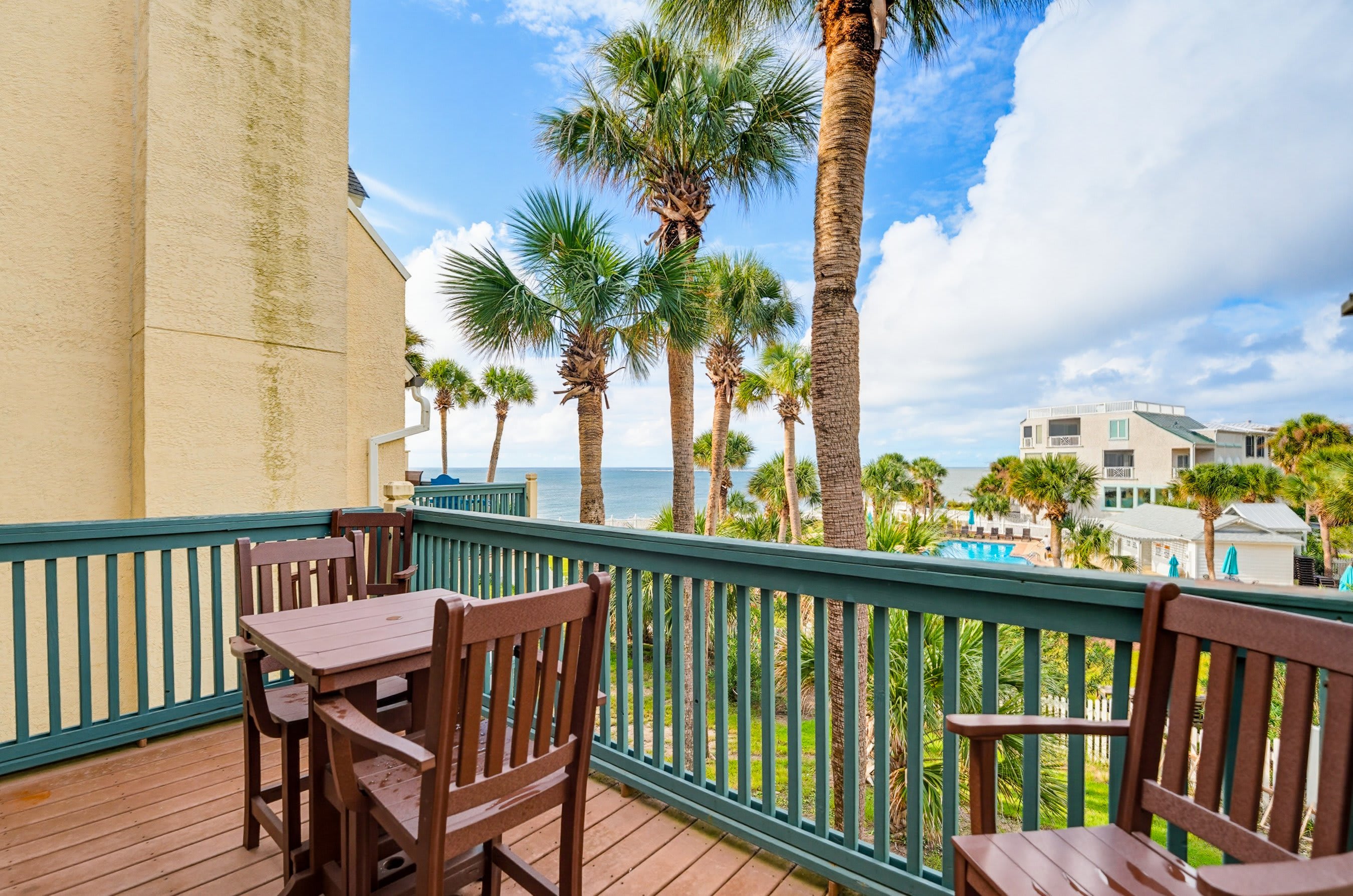 658 Newhaven | Photo 13