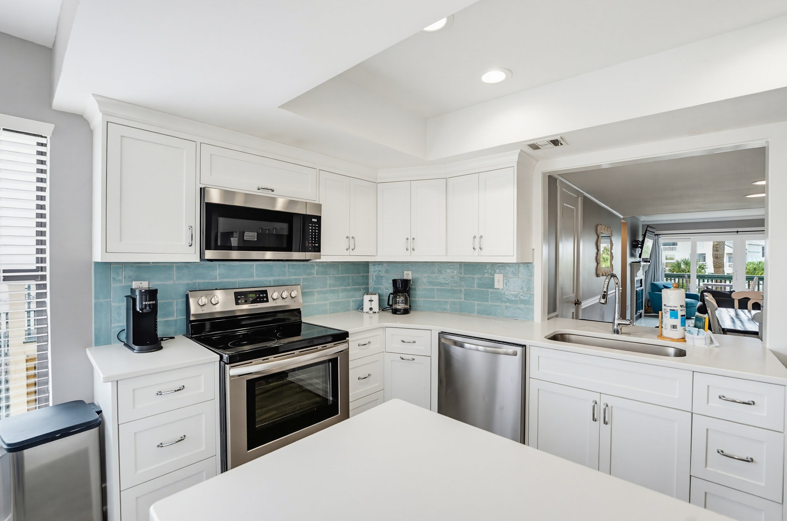 658 Newhaven | Photo 19