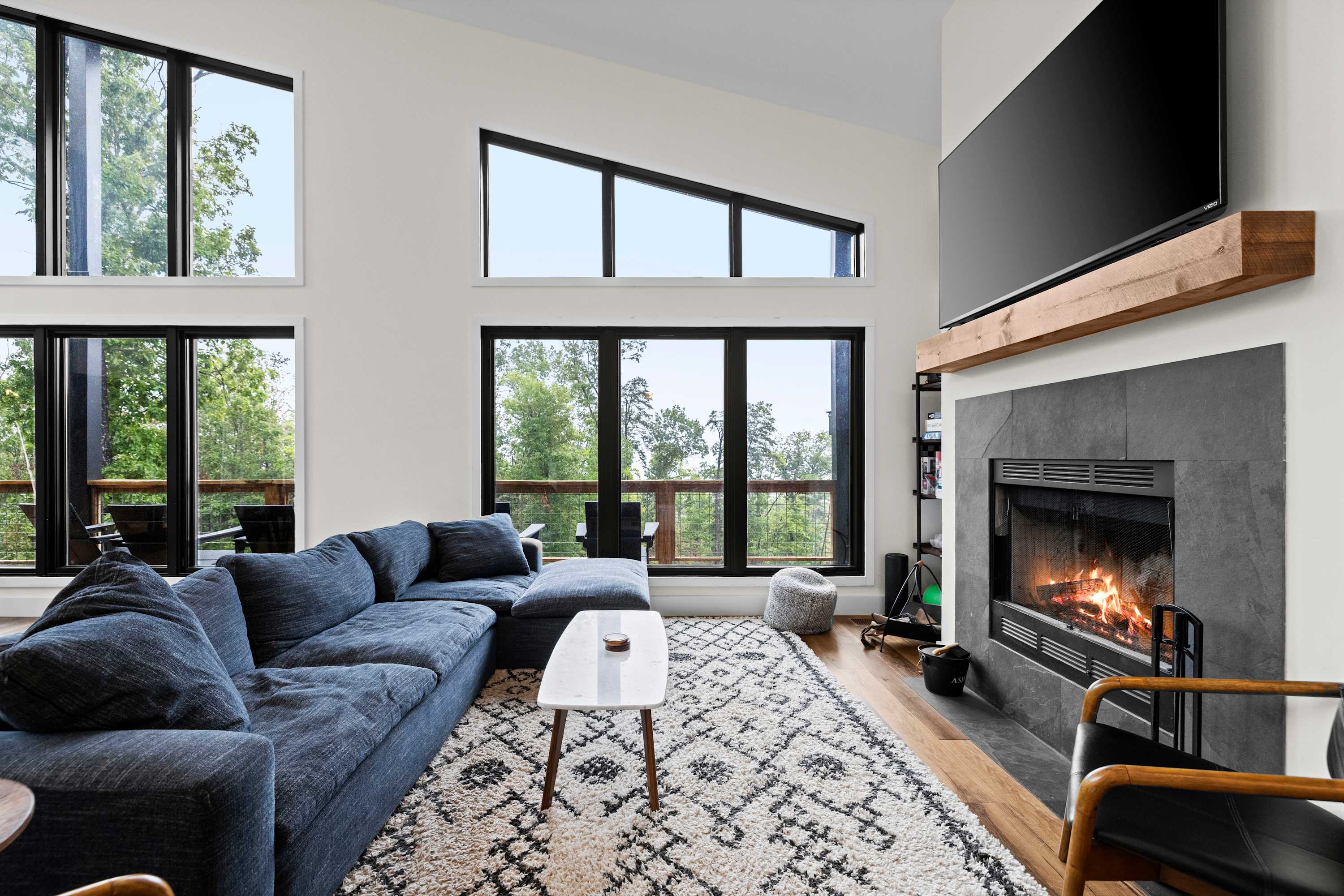 Mountain Getaway w/ Hot Tub & Wood-Burning Fire