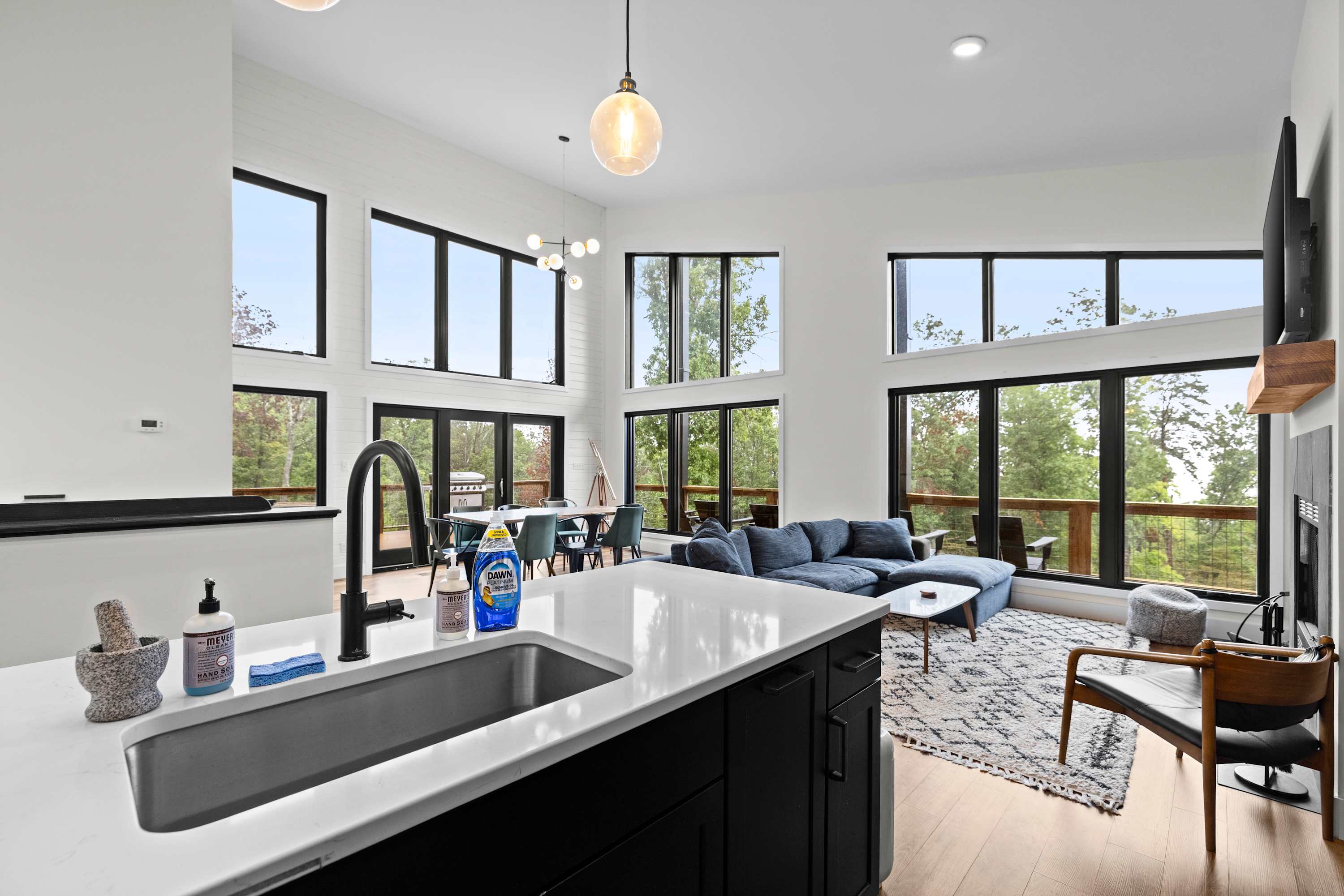 Mountain Getaway w/ Hot Tub & Wood-Burning Fire