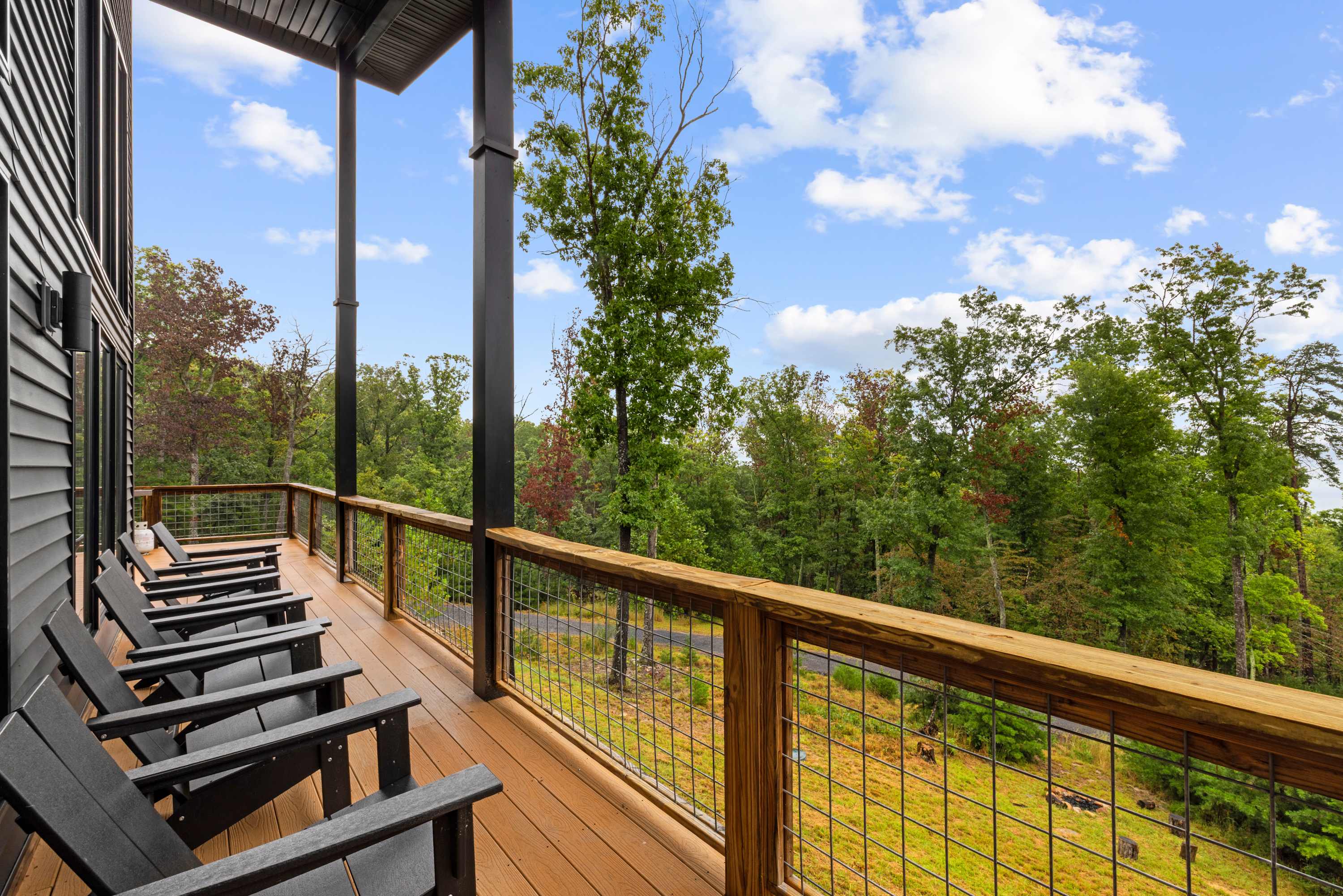 Mountain Getaway w/ Hot Tub & Wood-Burning Fire