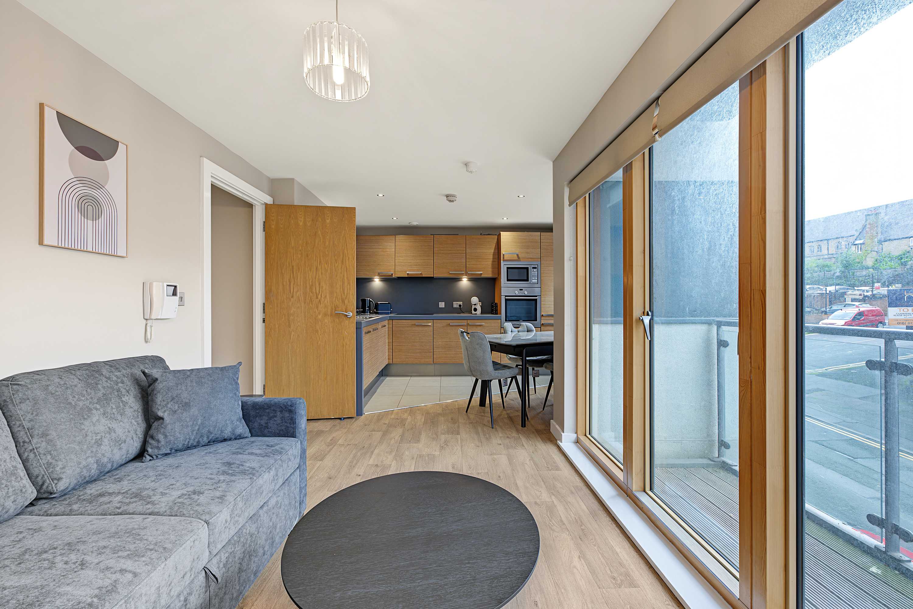 City Centre Balcony Apartment