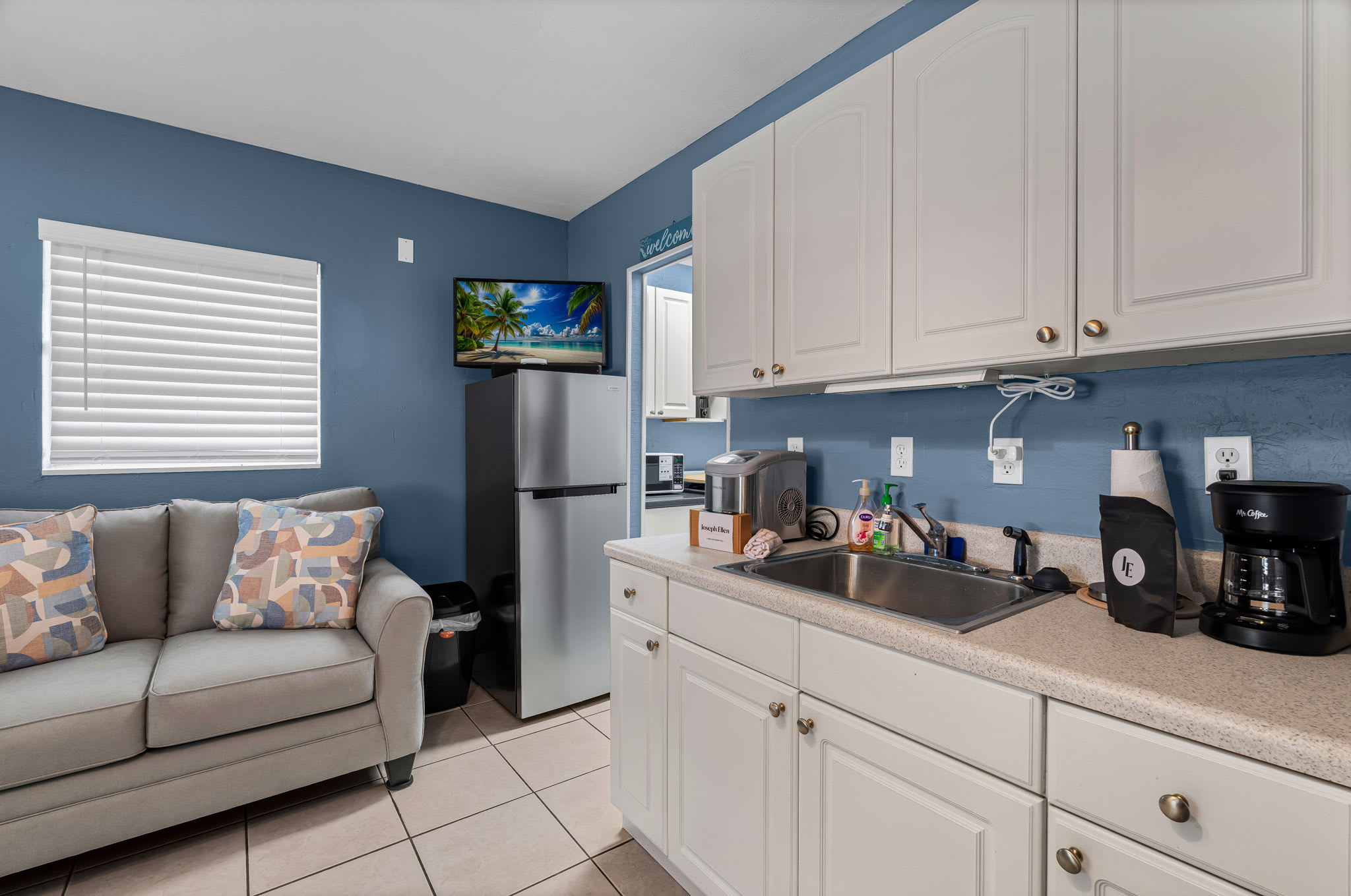 Satsuma Family Retreat | Spacious 3BR Home in Putn — photo 8