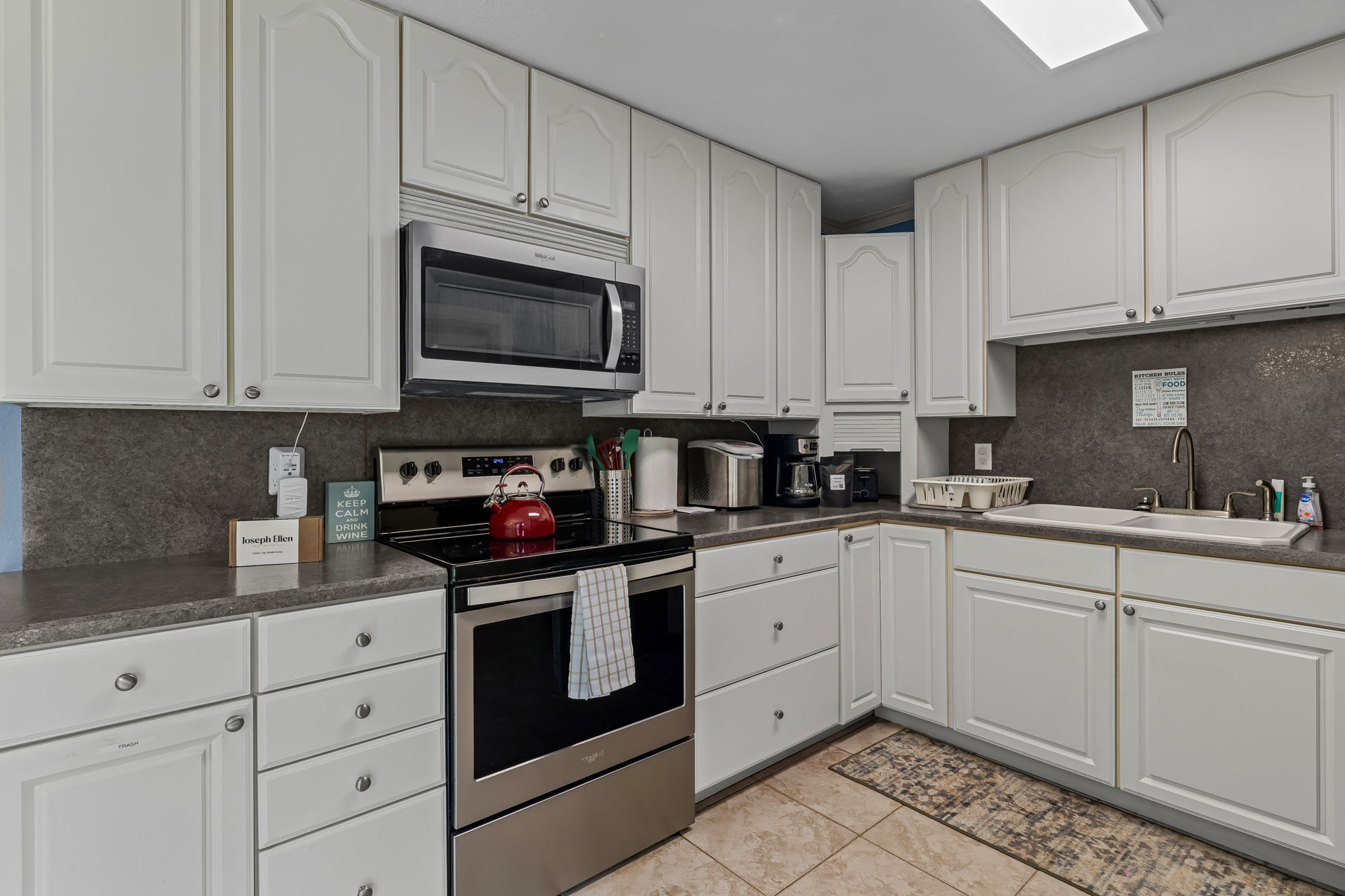 Satsuma Family Retreat | Spacious 3BR Home in Putn — photo 11