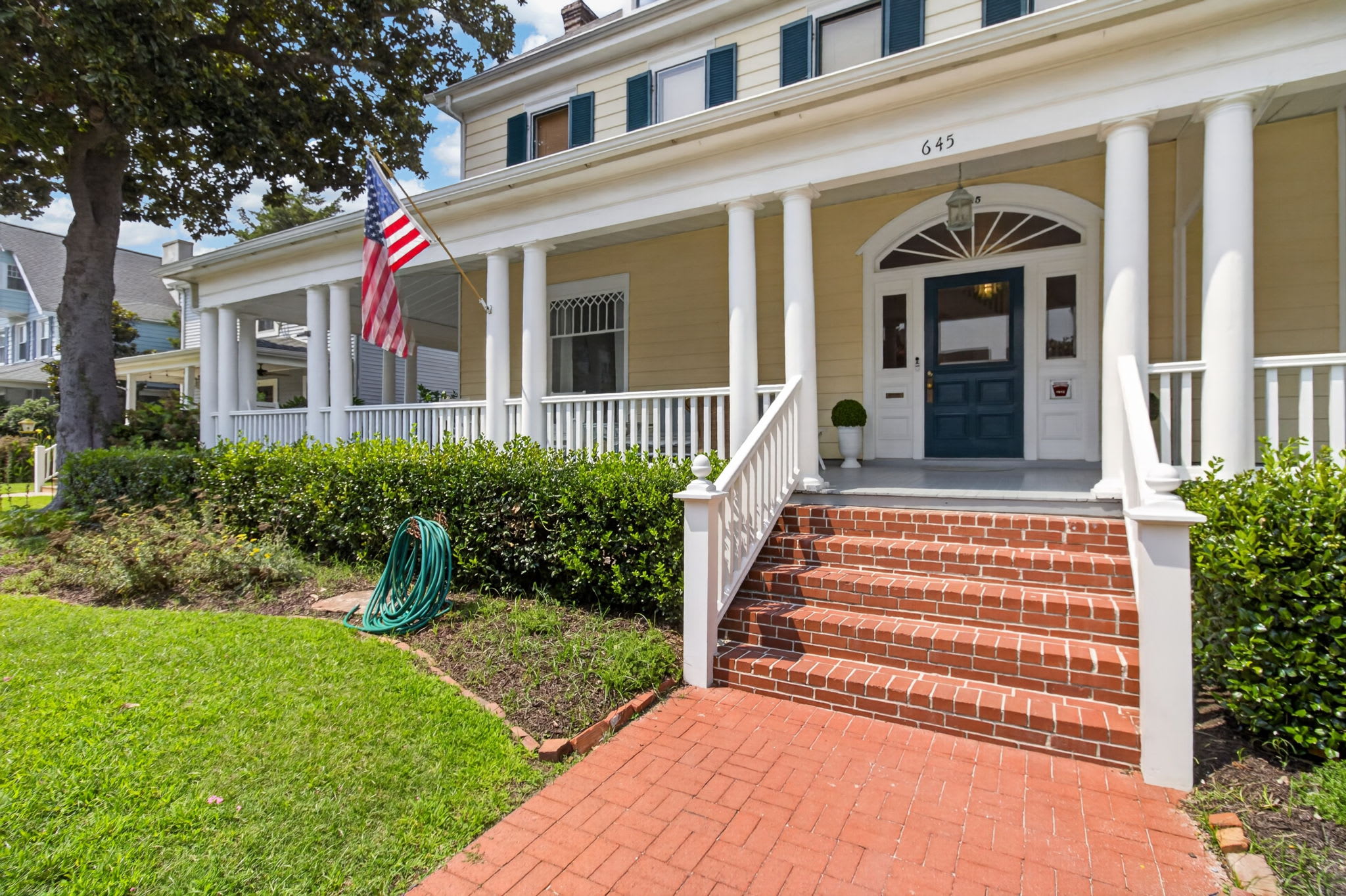 Tazewell House Estate with Wraparound Porch