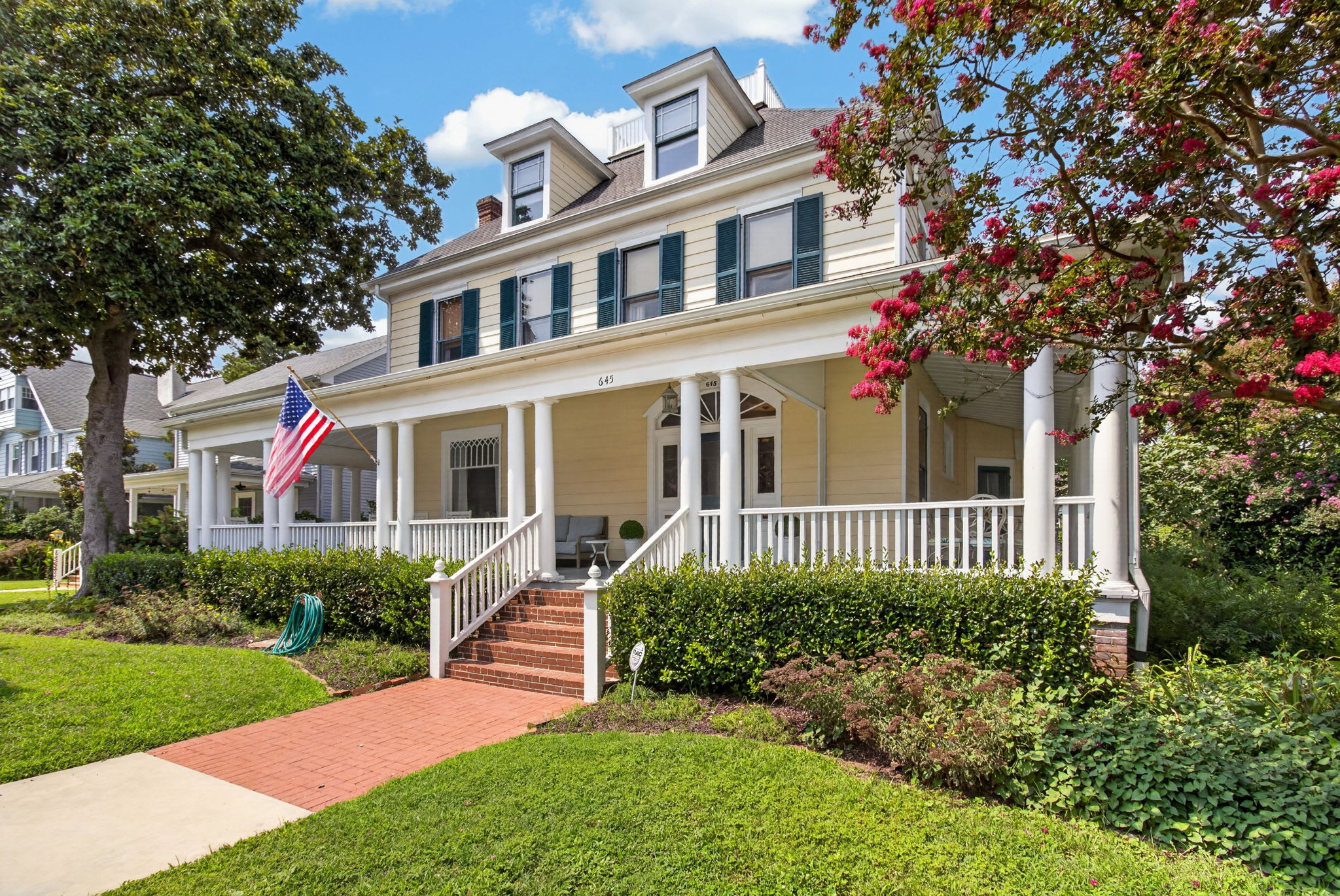 Tazewell House Estate with Wraparound Porch