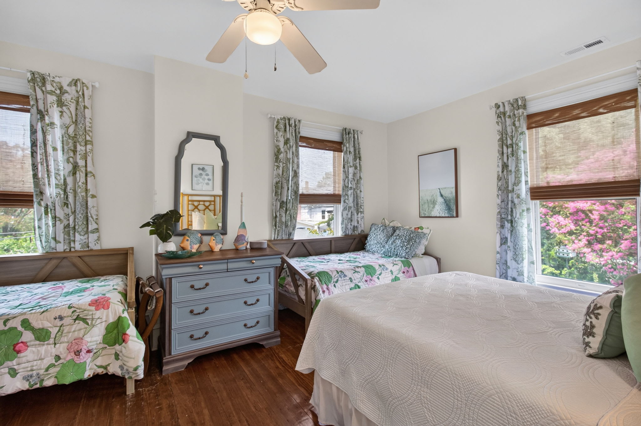 Tazewell House Estate with Wraparound Porch