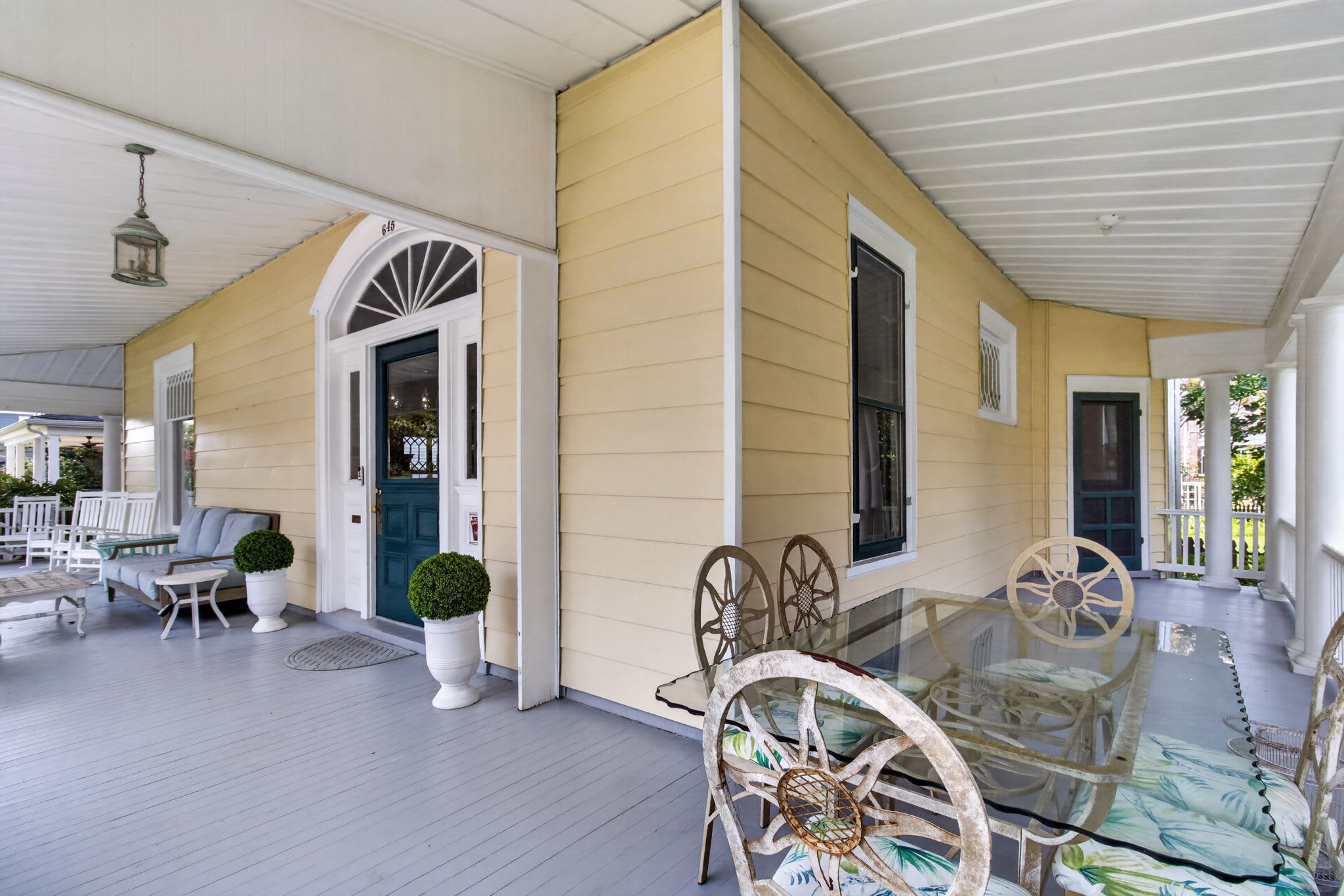 Tazewell House Estate with Wraparound Porch