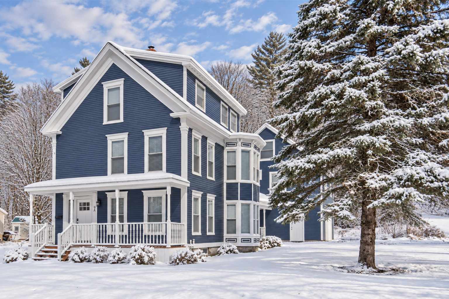 Charming 4-Bed Downtown Townhome 3-Min to Okemo — Ludlow, VT — vacation rental
