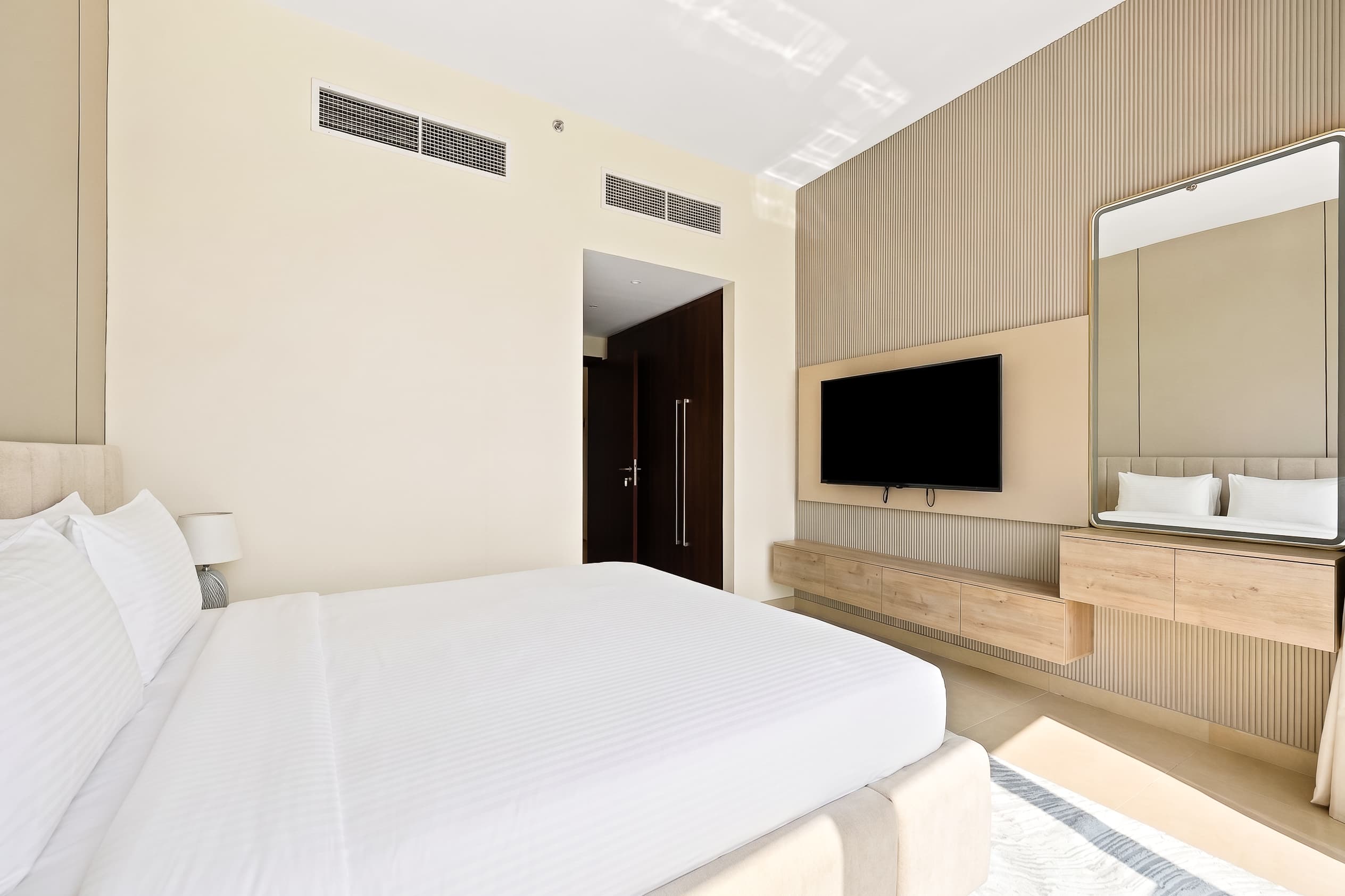 Premium 3BR Imperial Avenue — photo 8 of 29